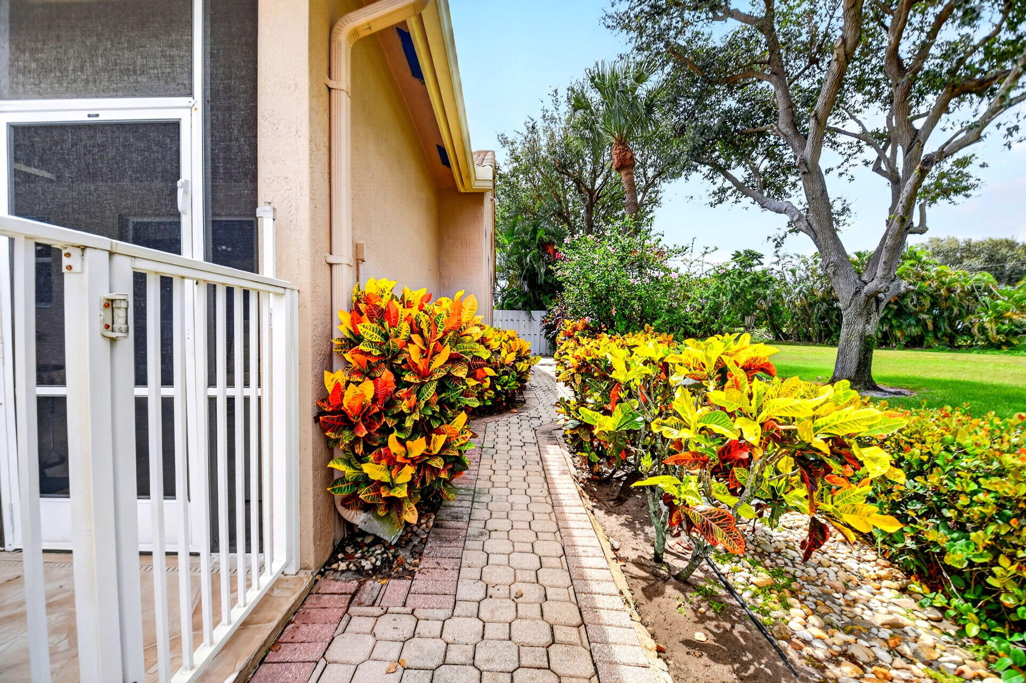 main property photo 51