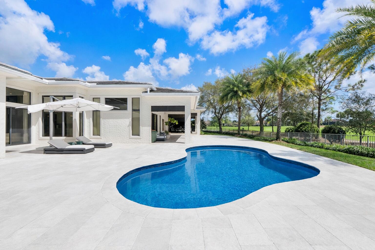 main property photo 50