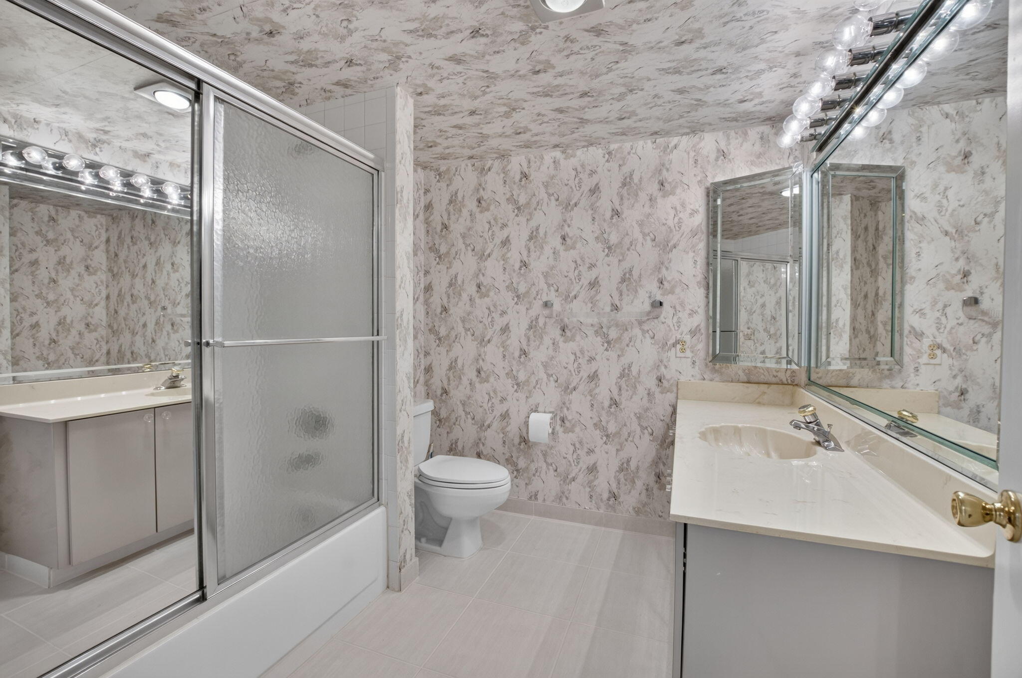 main property photo 78