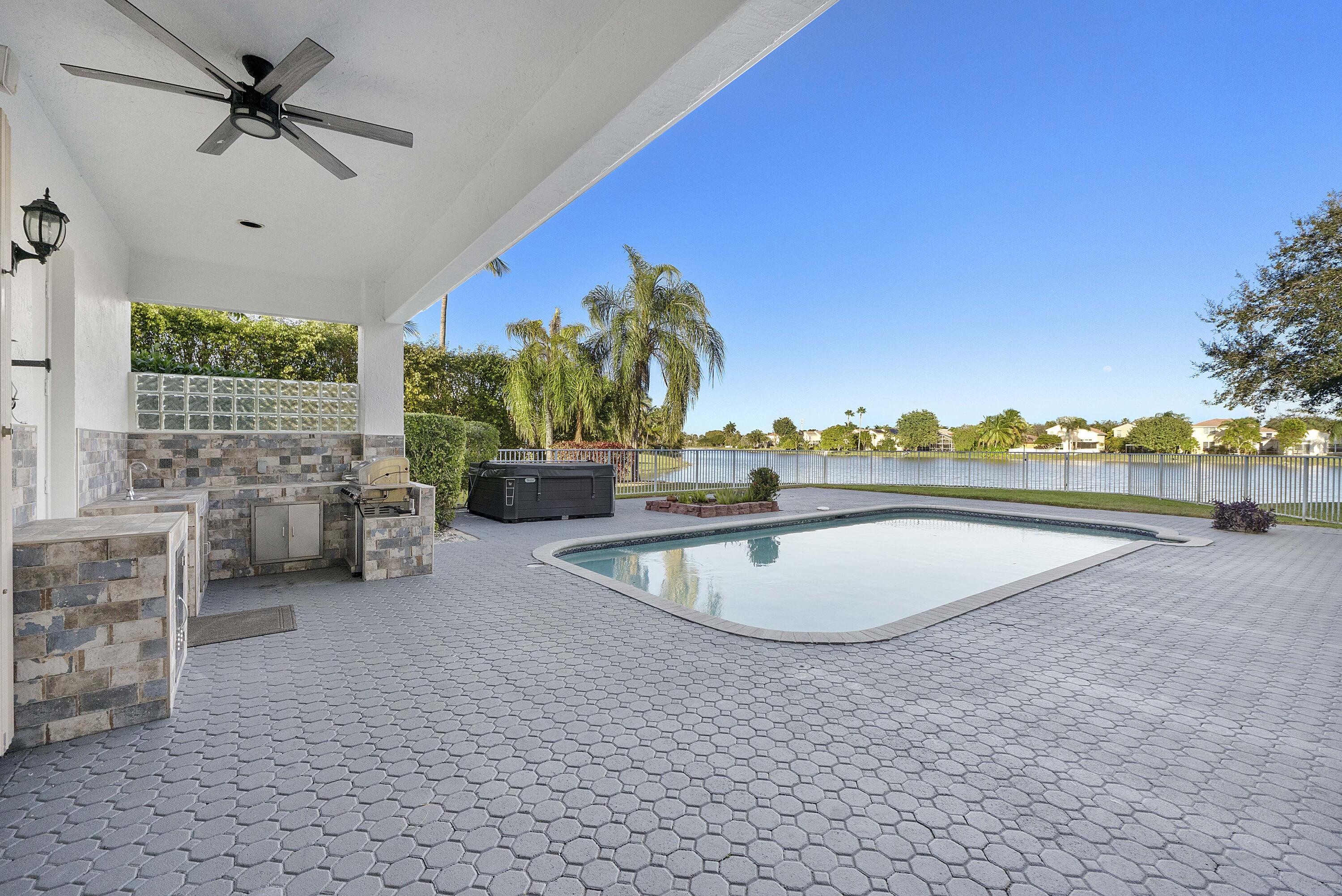 main property photo 34