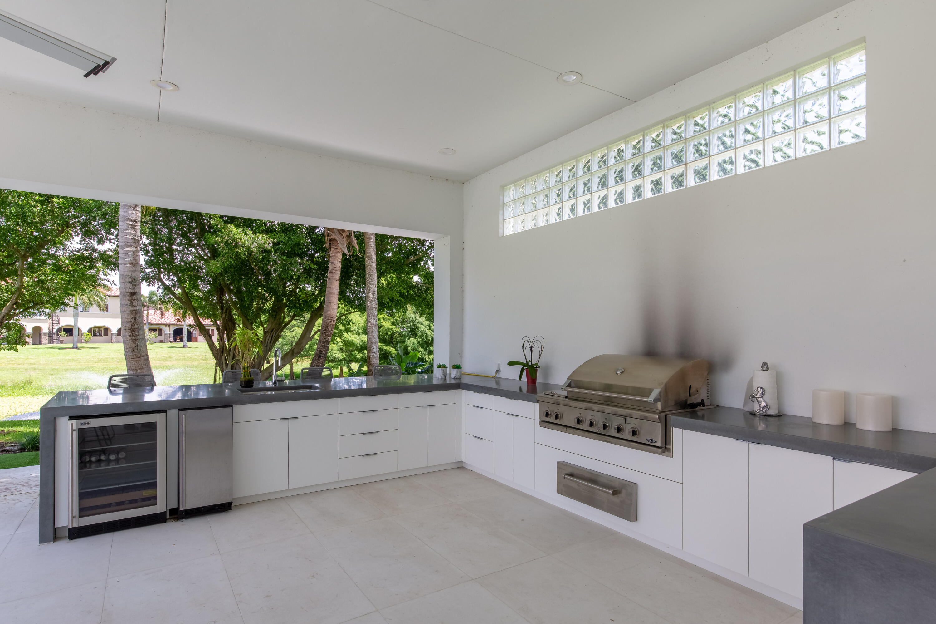 main property photo 59