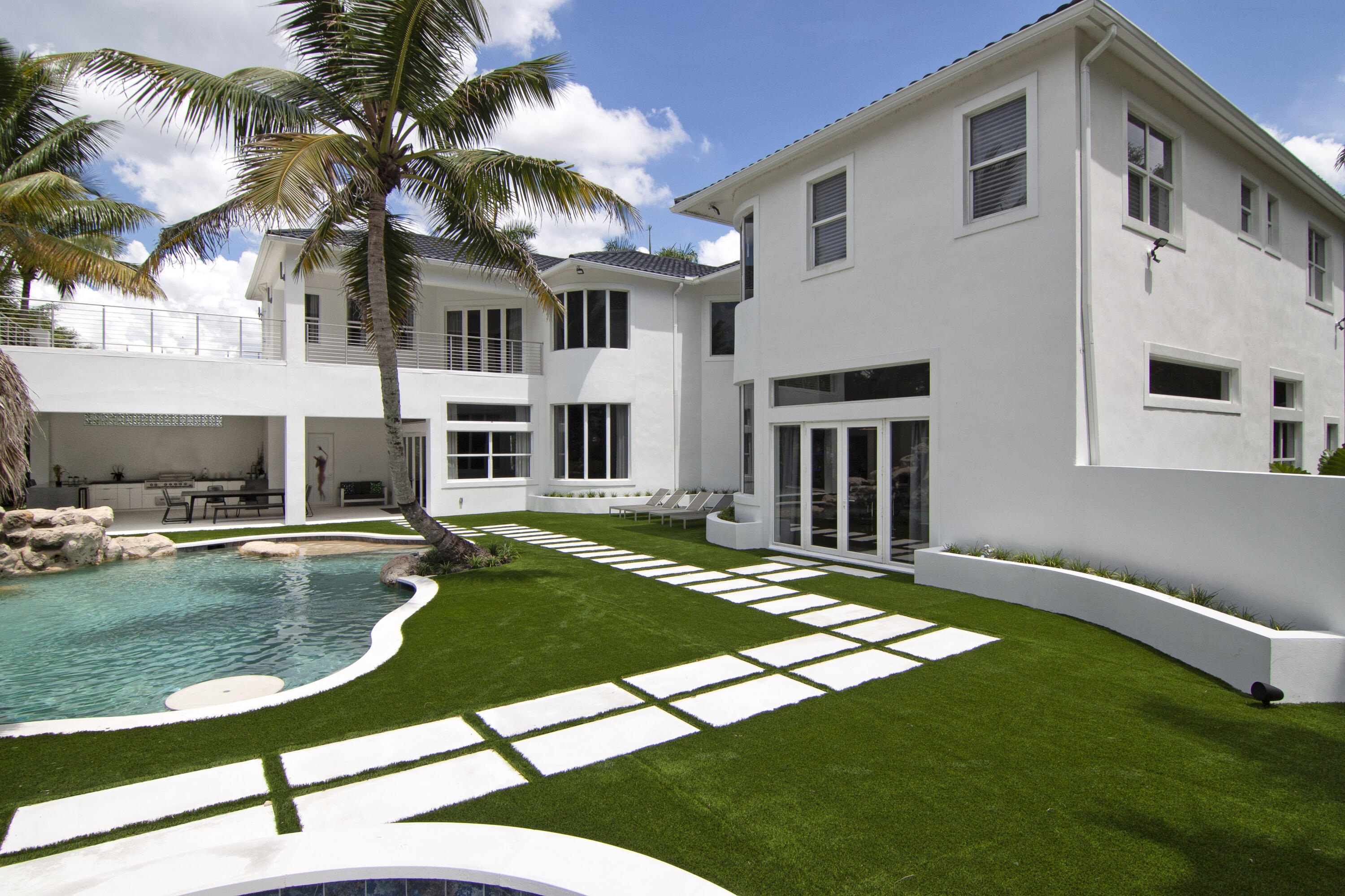 main property photo 65