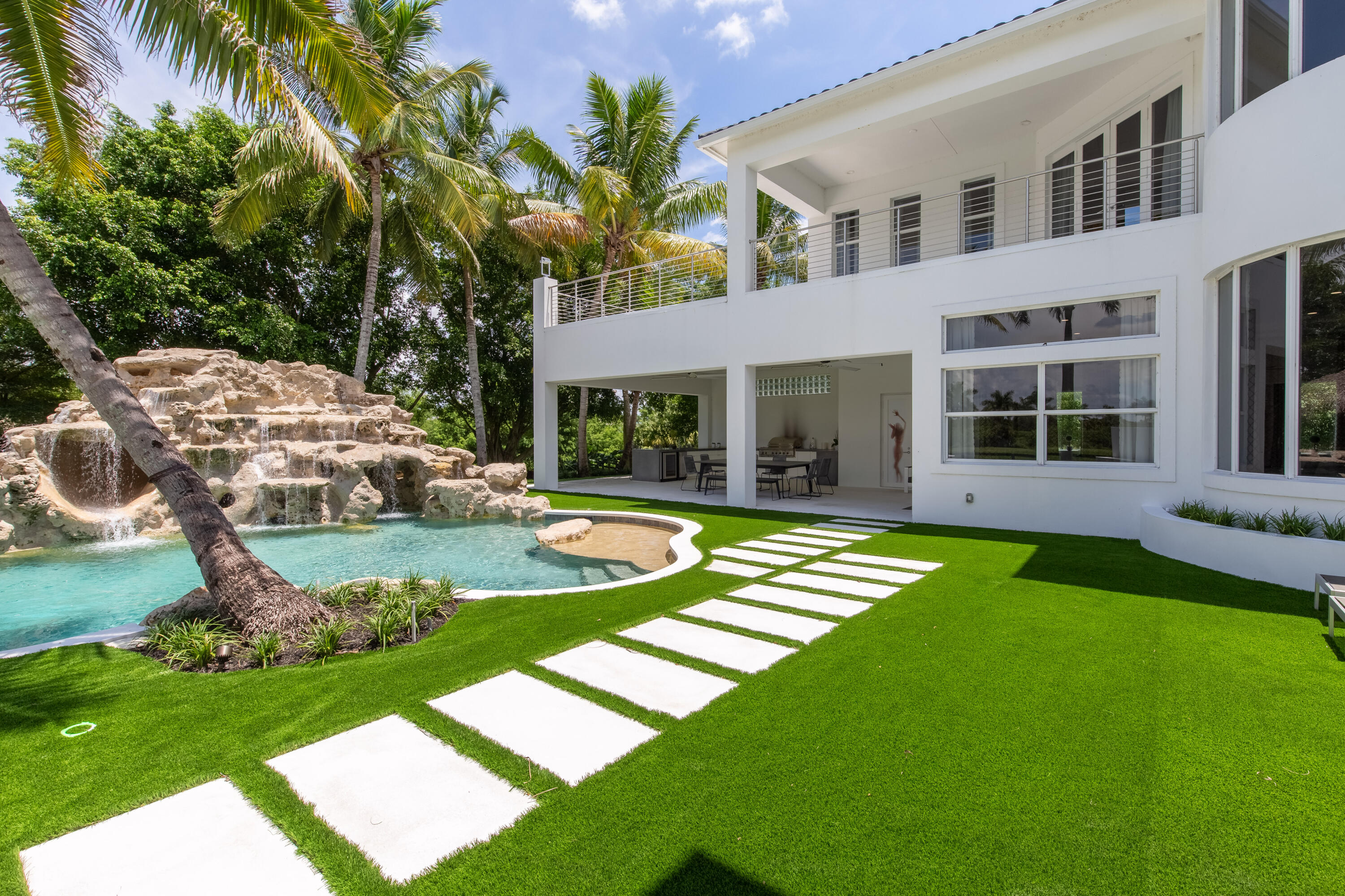 main property photo 68