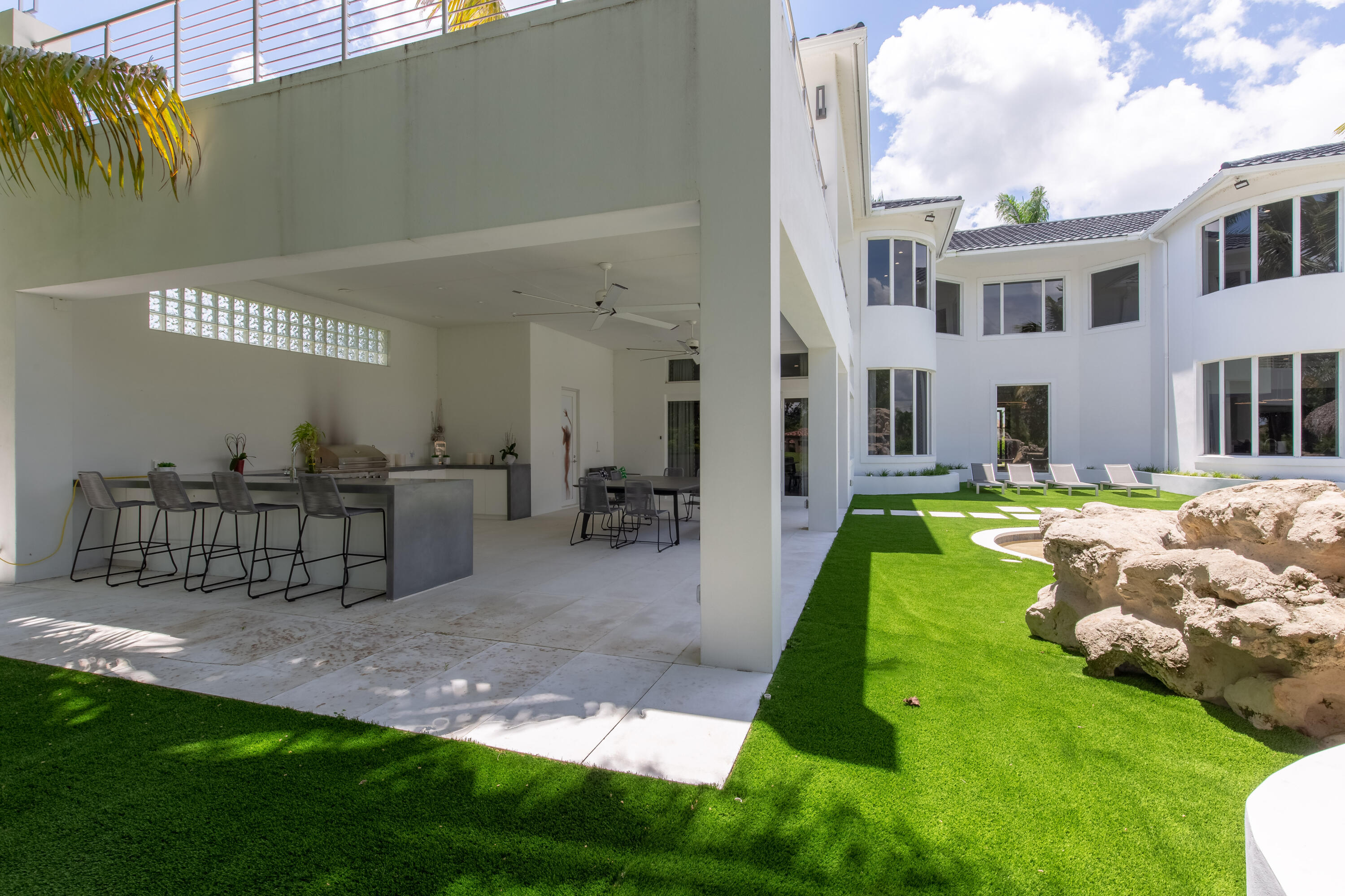 main property photo 70