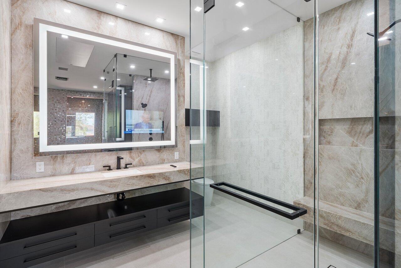 main property photo 81