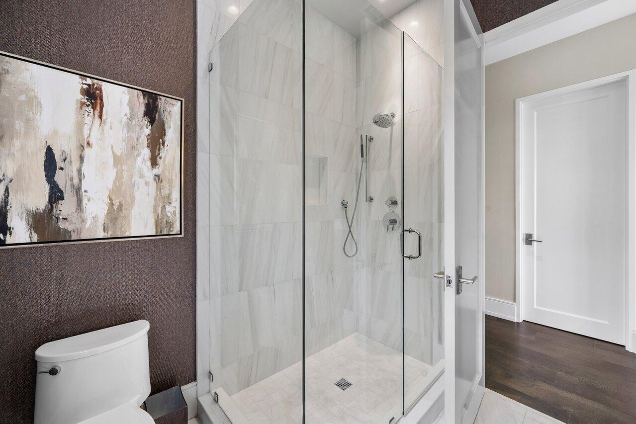 main property photo 94