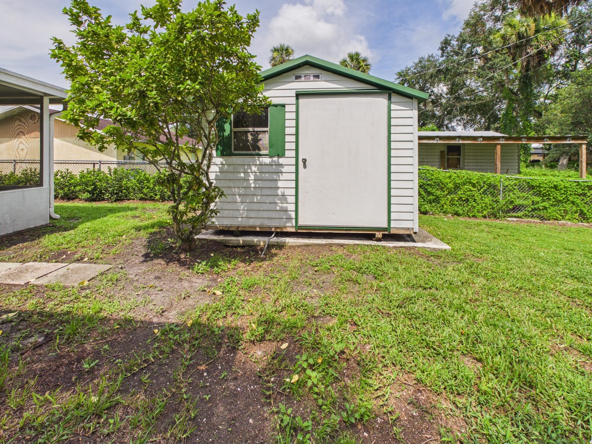 main property photo 25