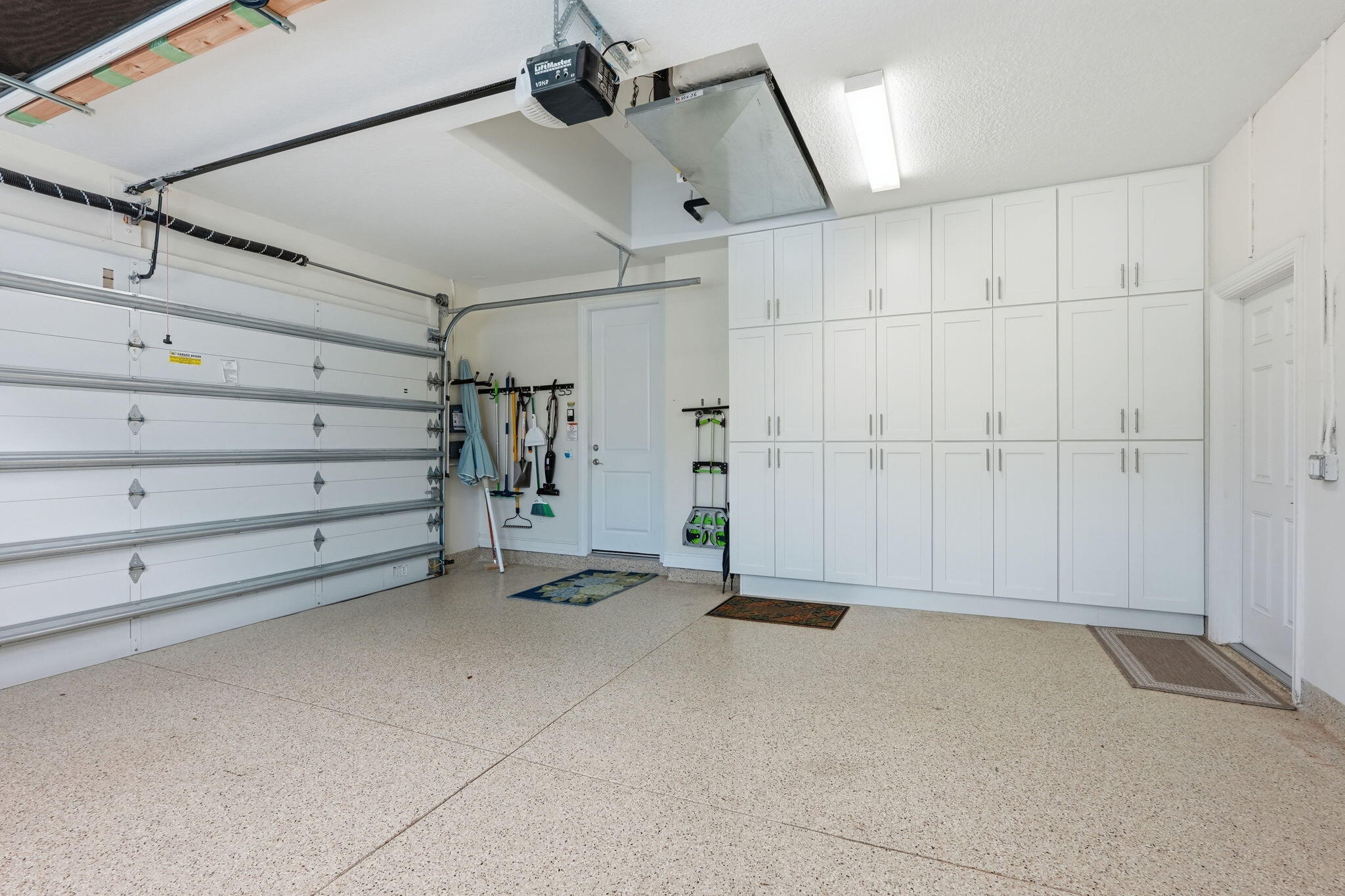 main property photo 79