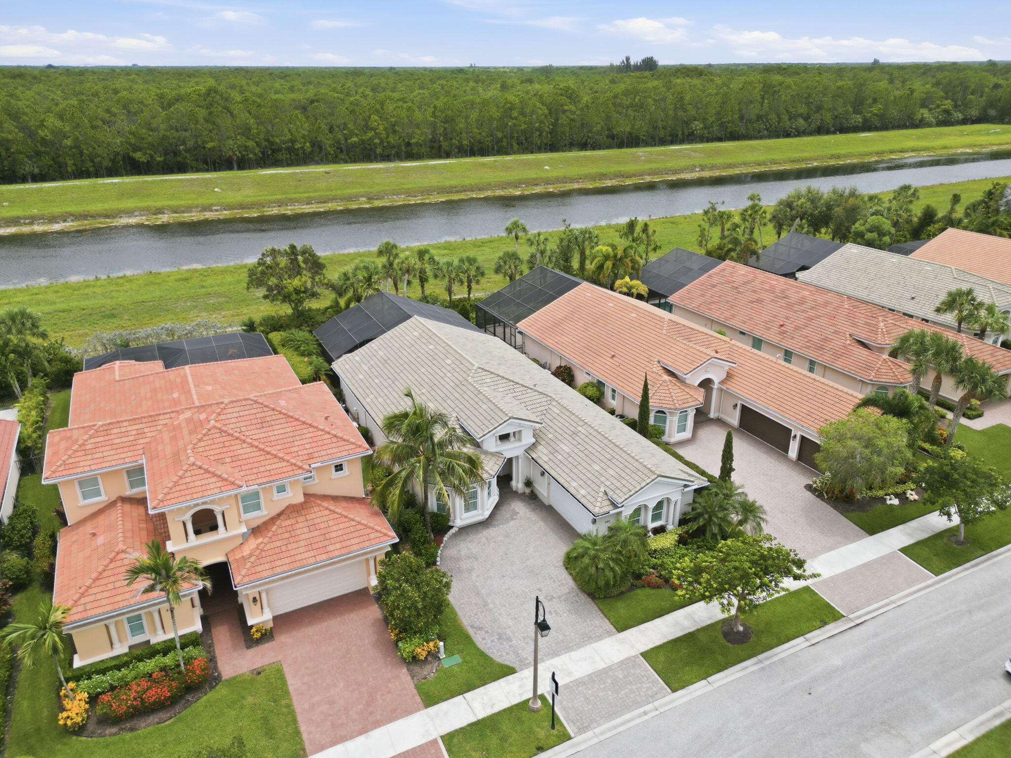 main property photo 88