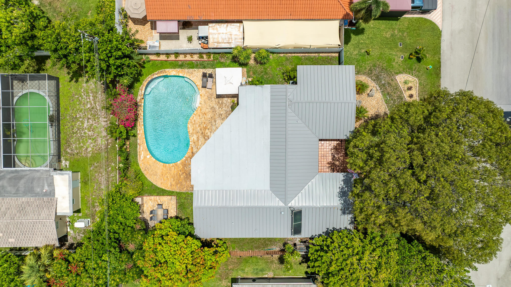 main property photo 51