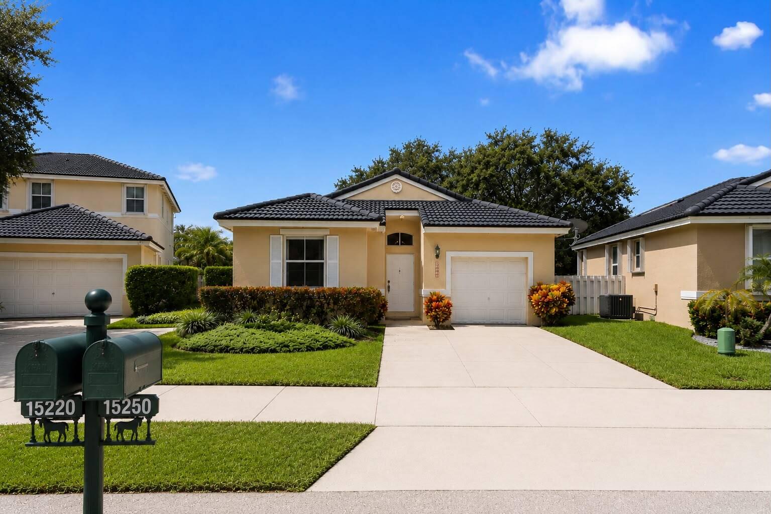 main property photo 0