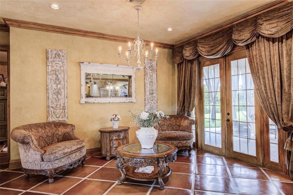 main property photo 25