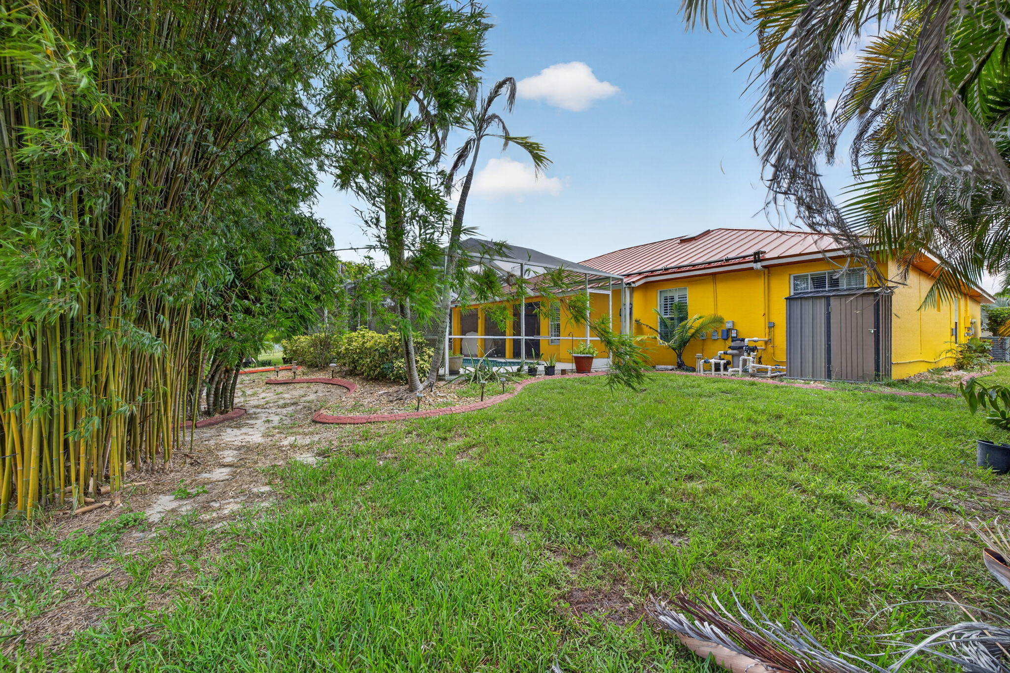 main property photo 42