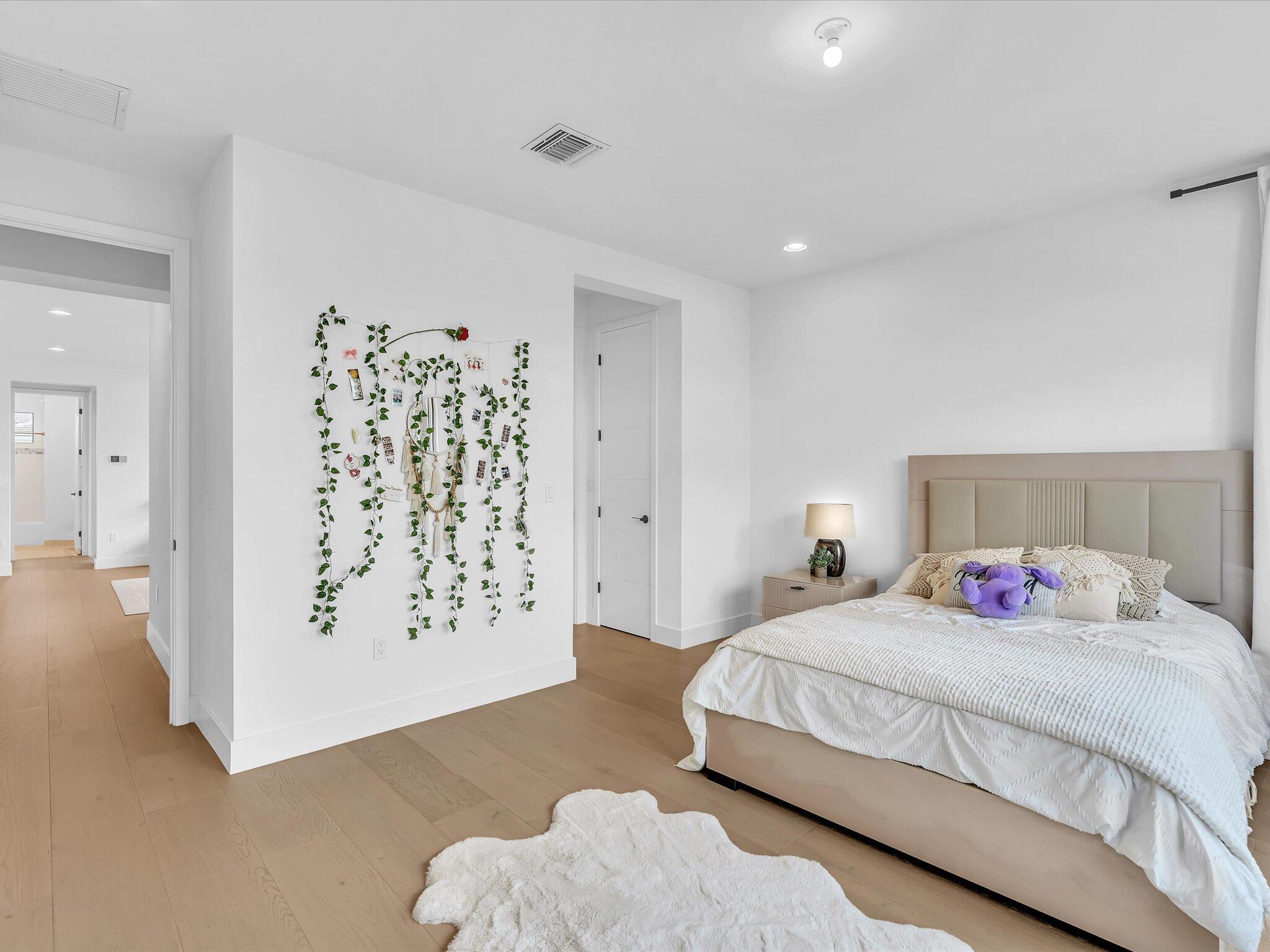 main property photo 88