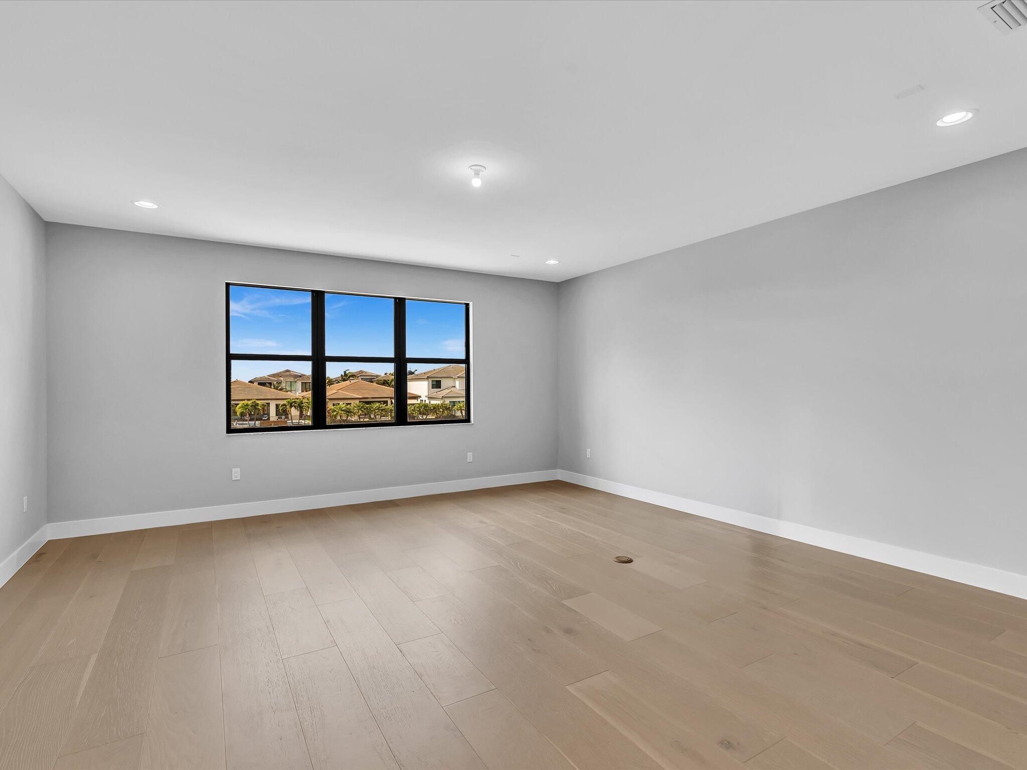 main property photo 91