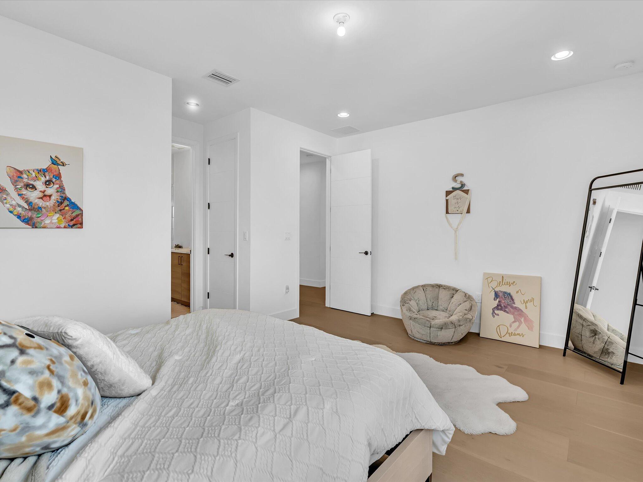 main property photo 95
