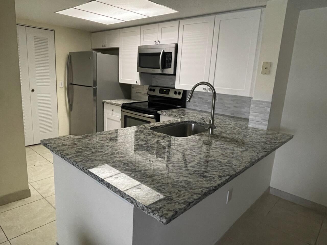 property viewer photo 7