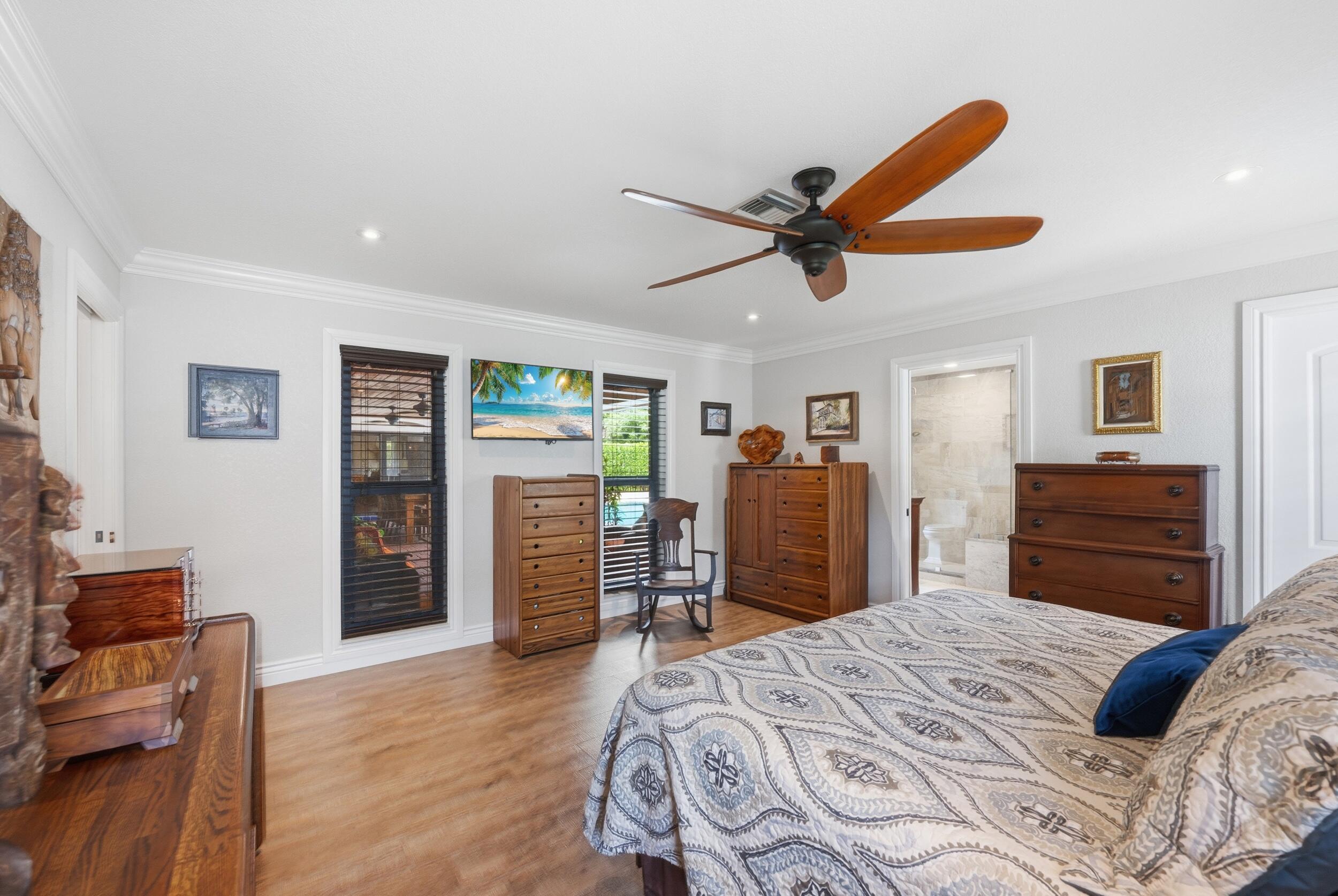 main property photo 78