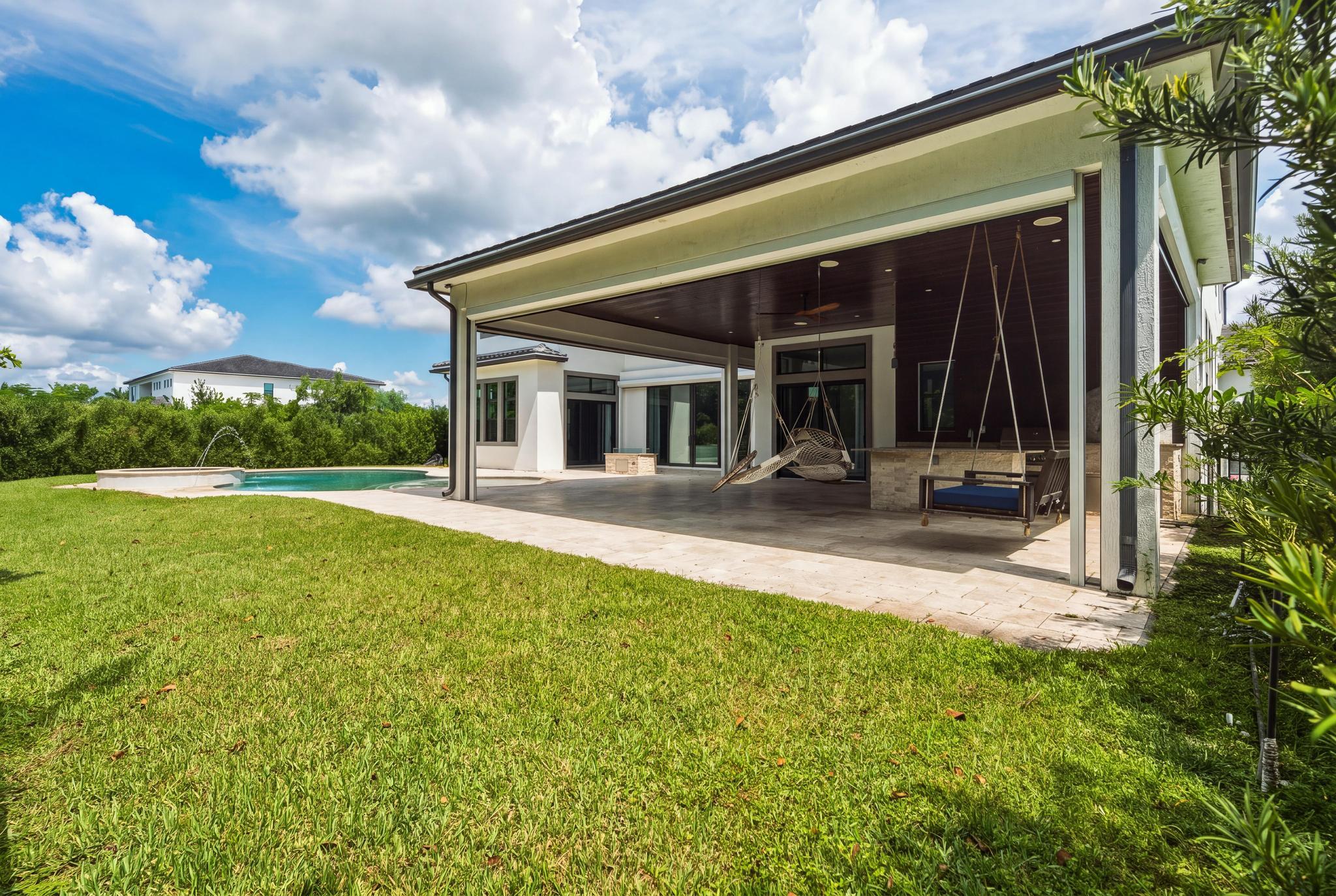 main property photo 59