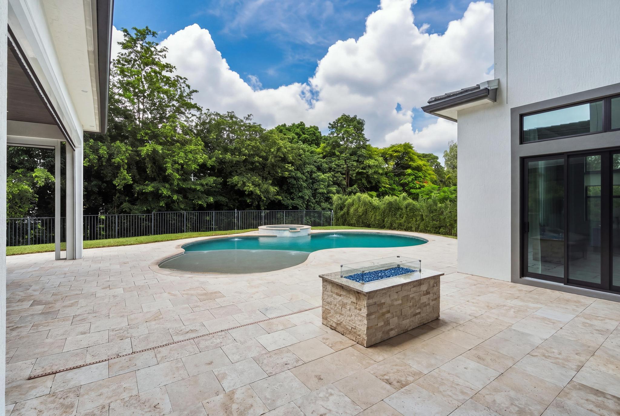 main property photo 60