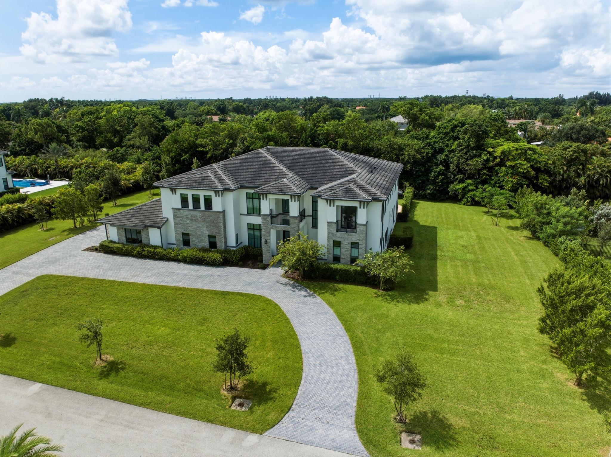 main property photo 68