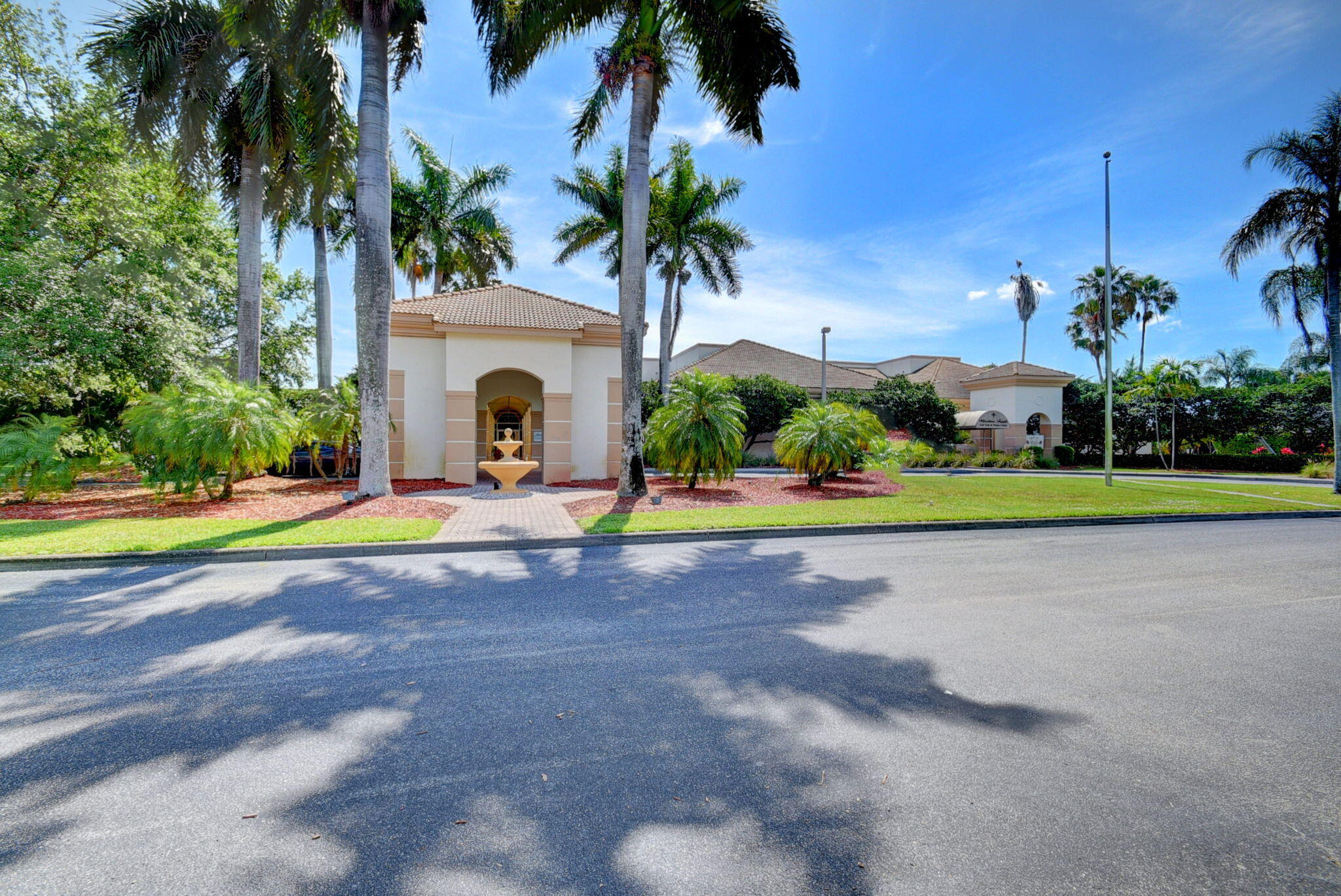 main property photo 50