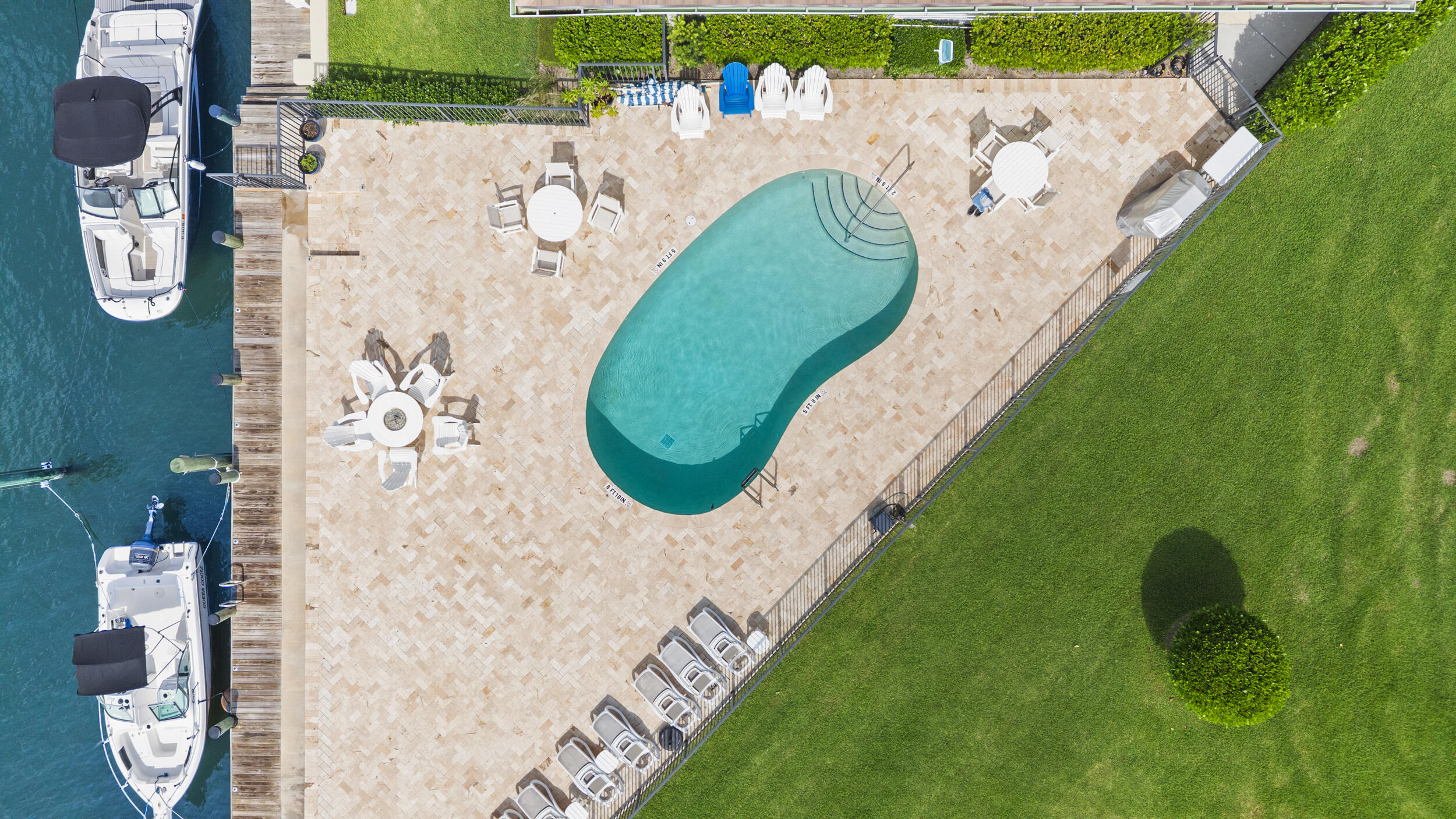 main property photo 16
