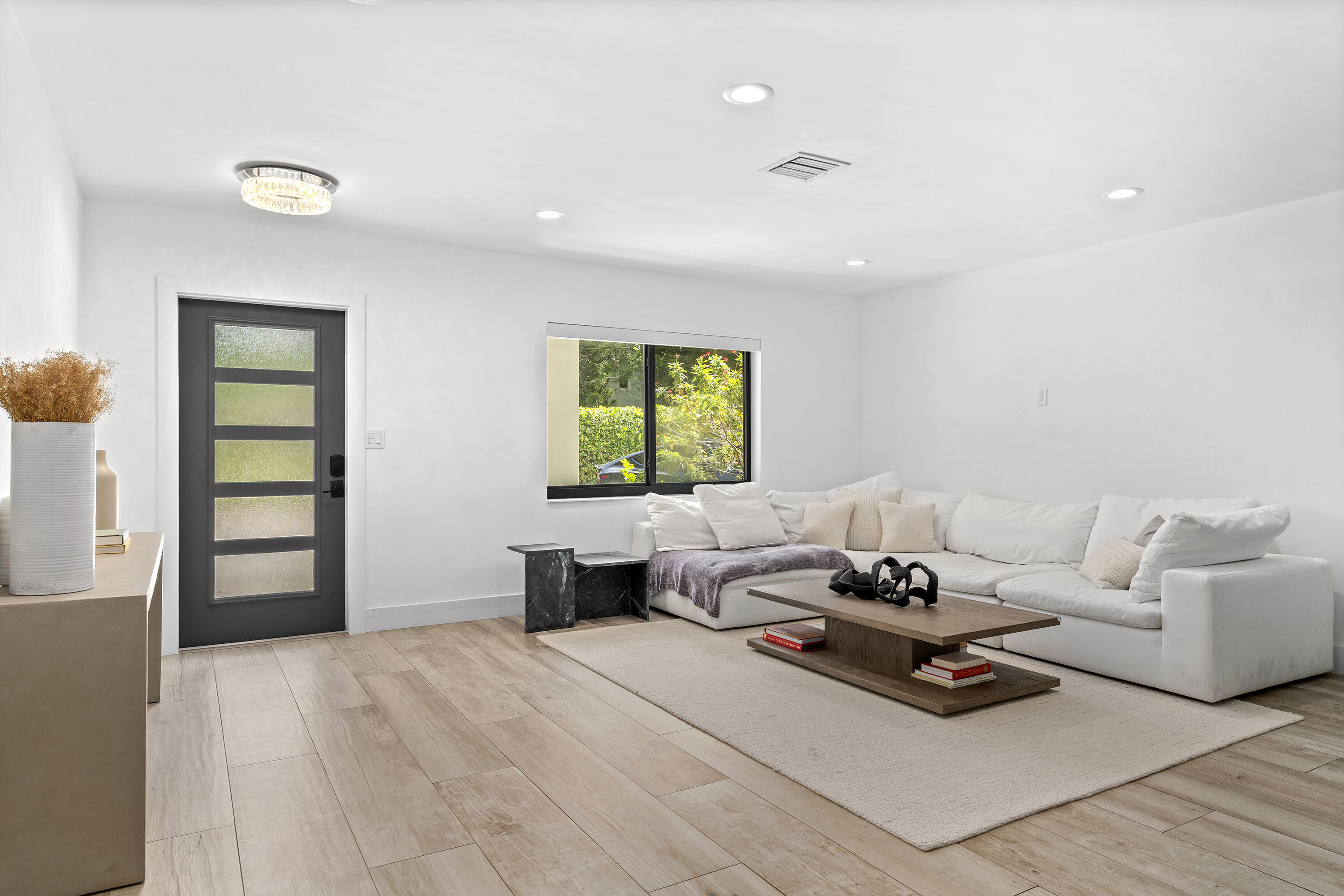 property viewer photo 11