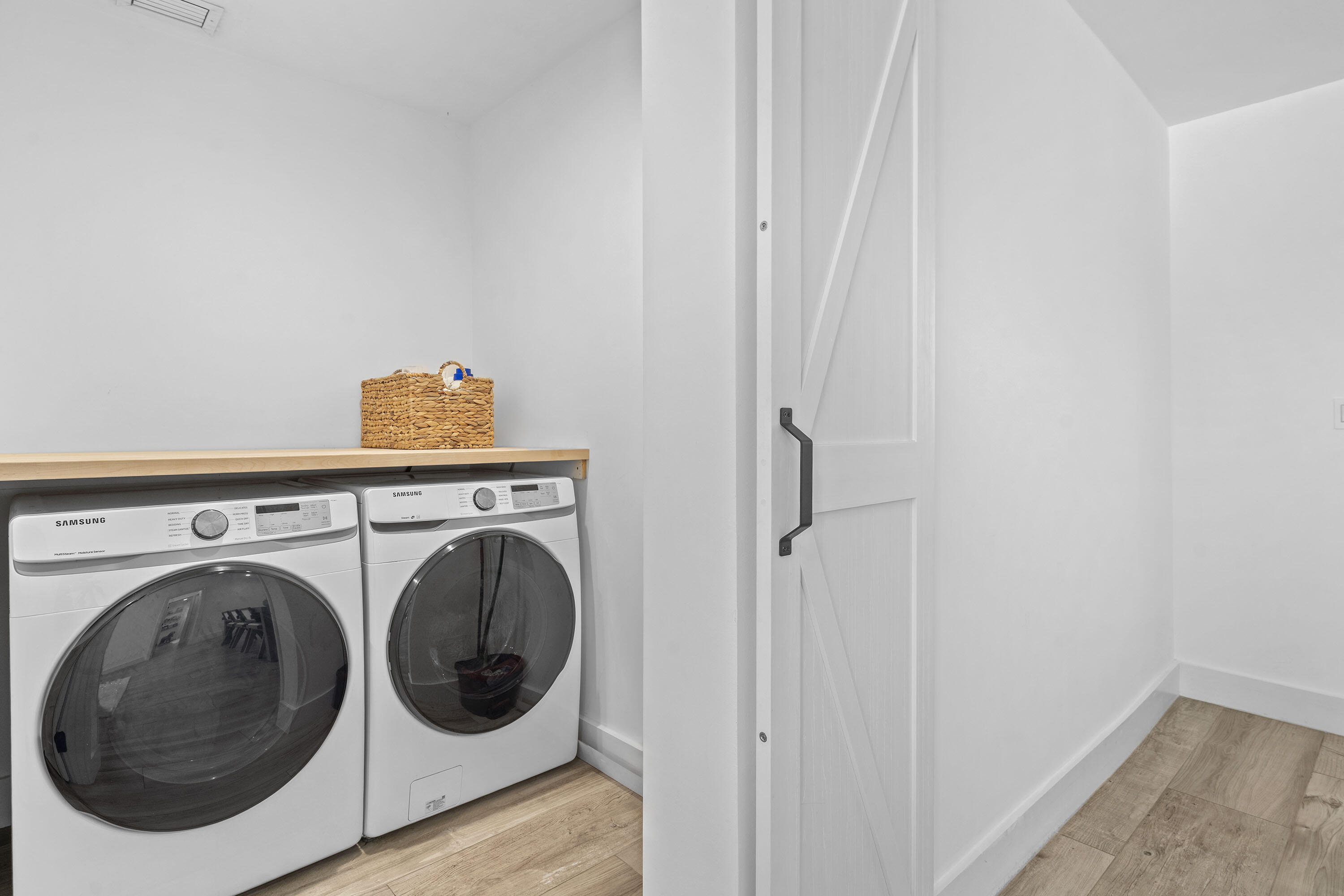 property viewer photo 30