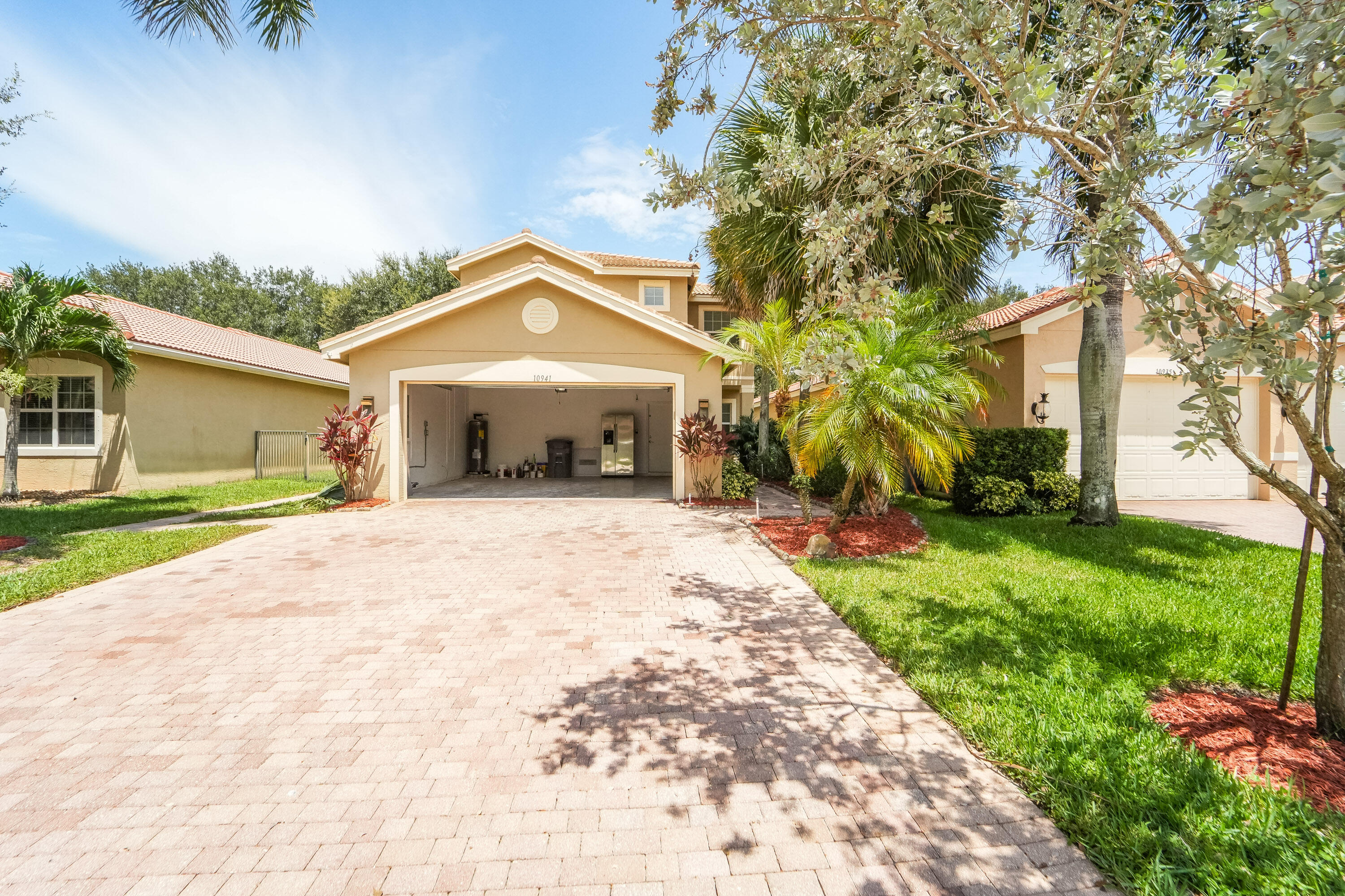 main property photo 59