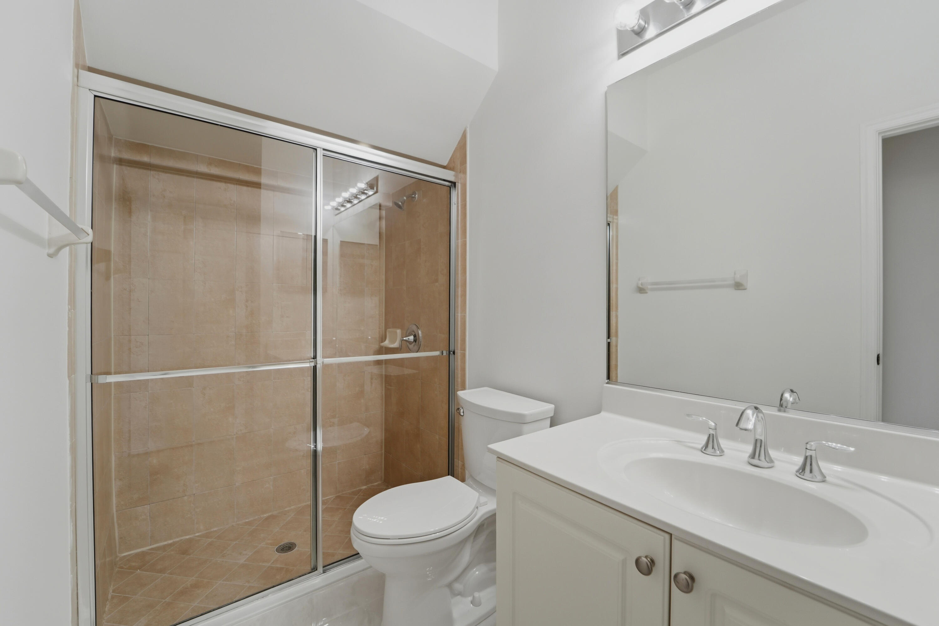 main property photo 67