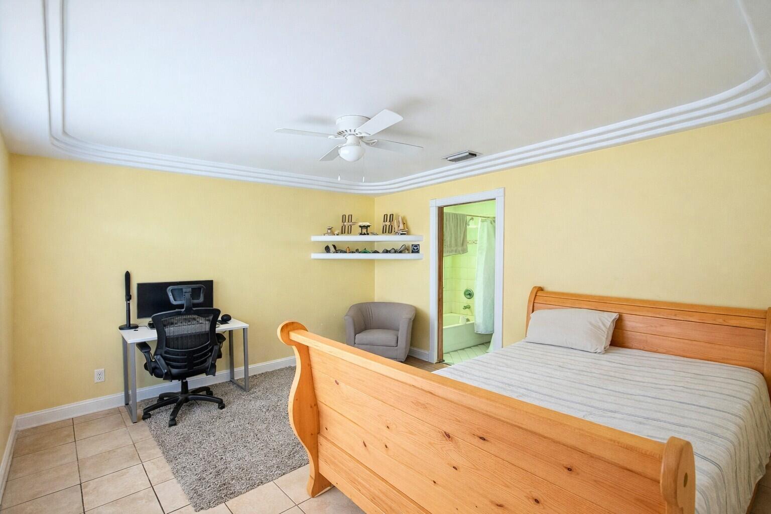main property photo 14