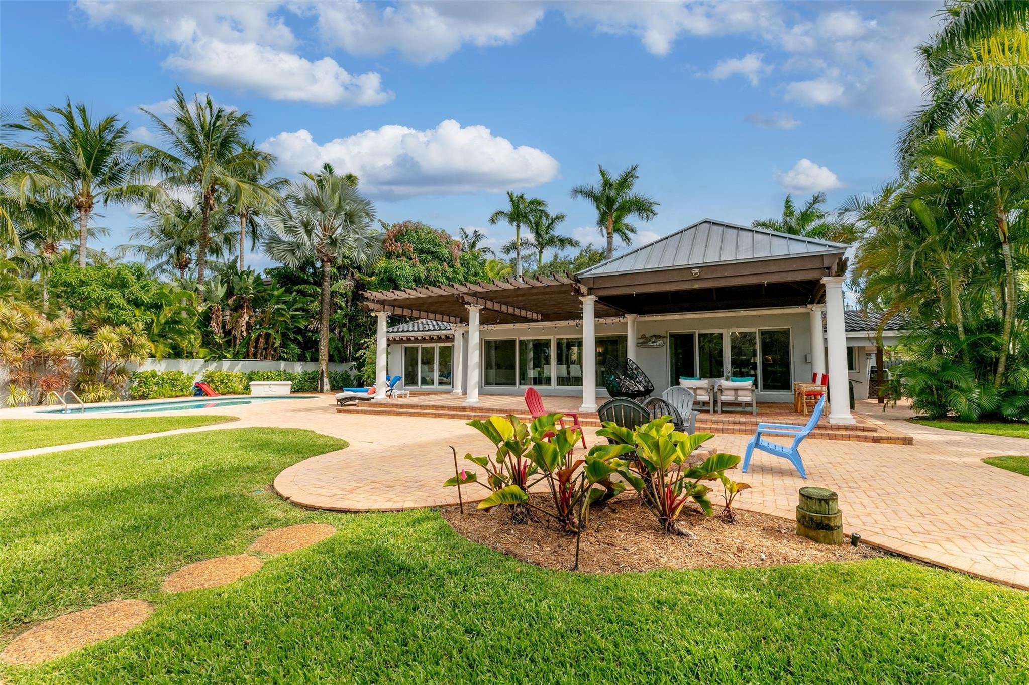 main property photo 46