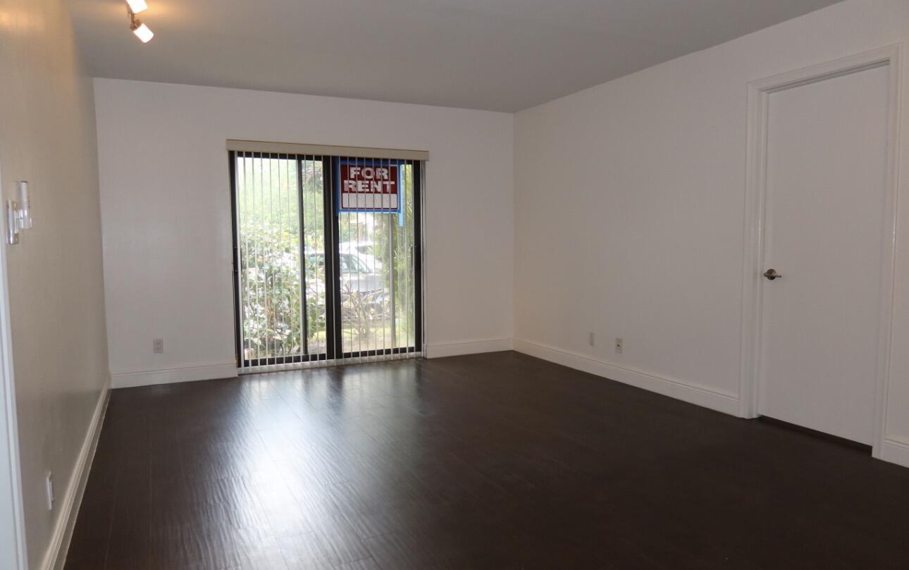 main property photo 59