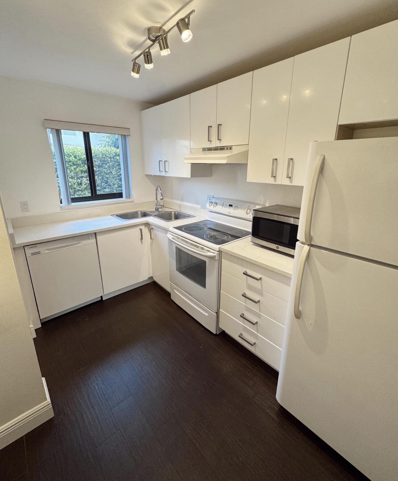 main property photo 65