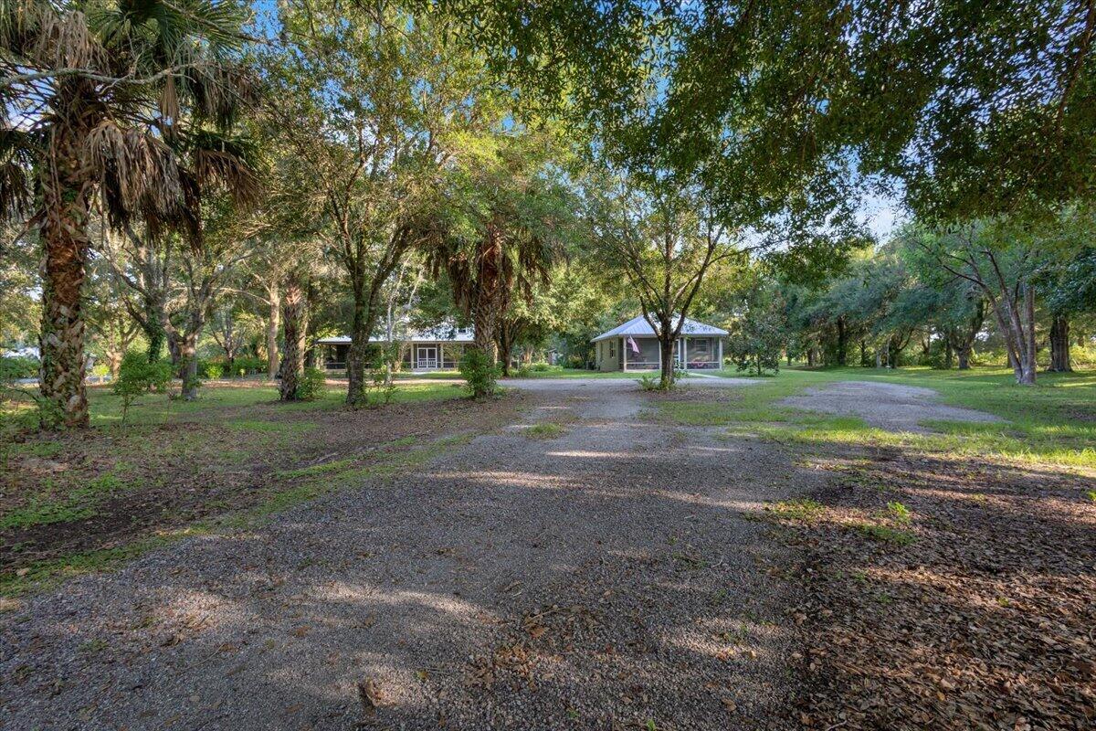 main property photo 45