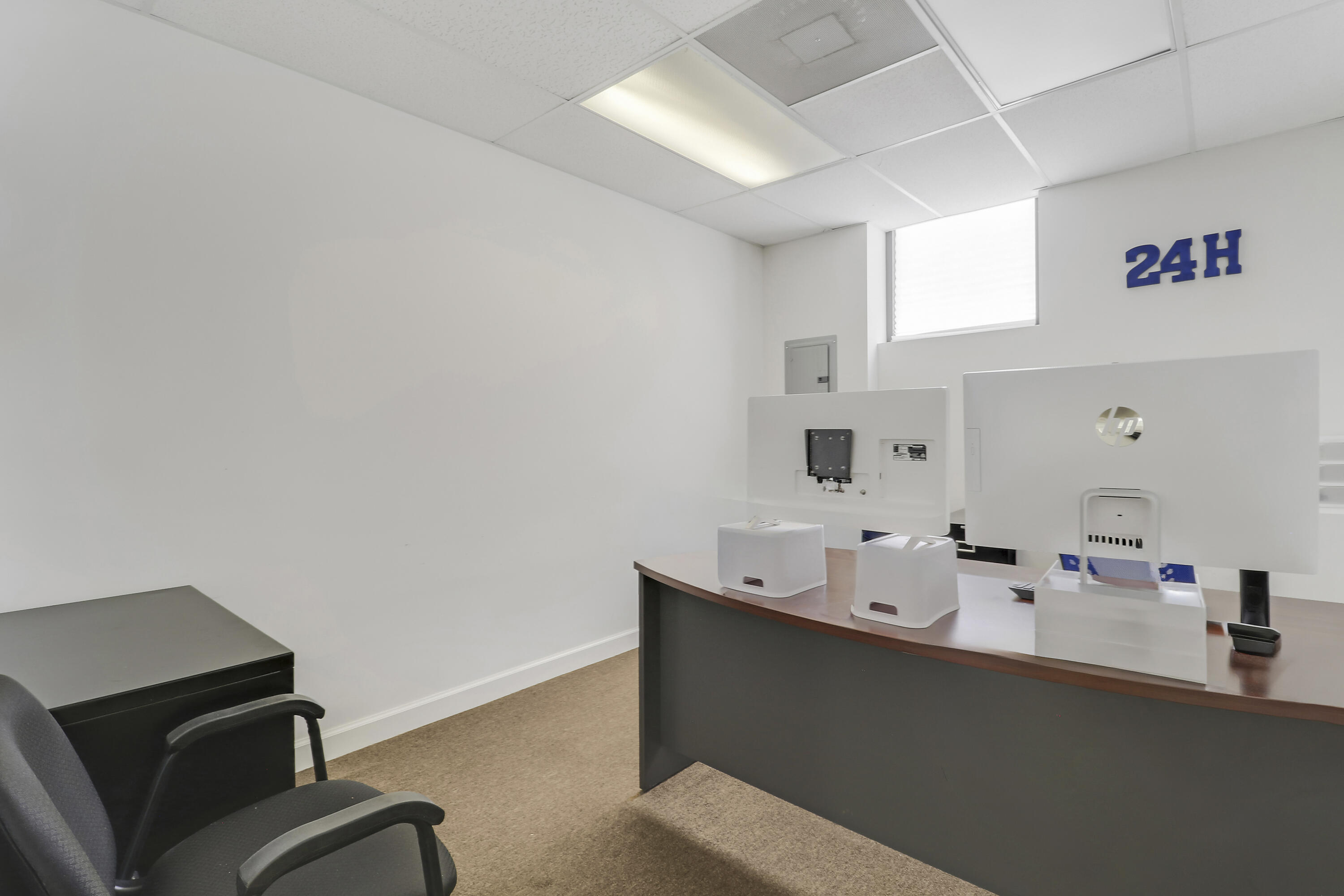 main property photo 20