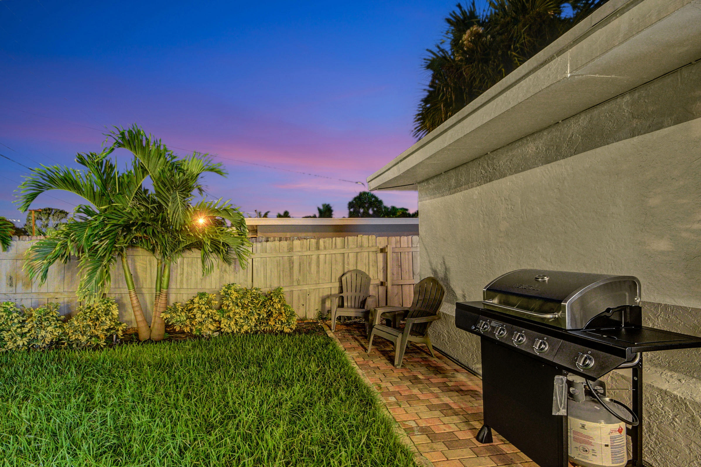 main property photo 81