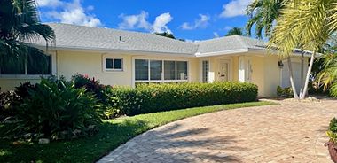 image of property with 4 Bed | 2 Bath | 2,262 Sqft