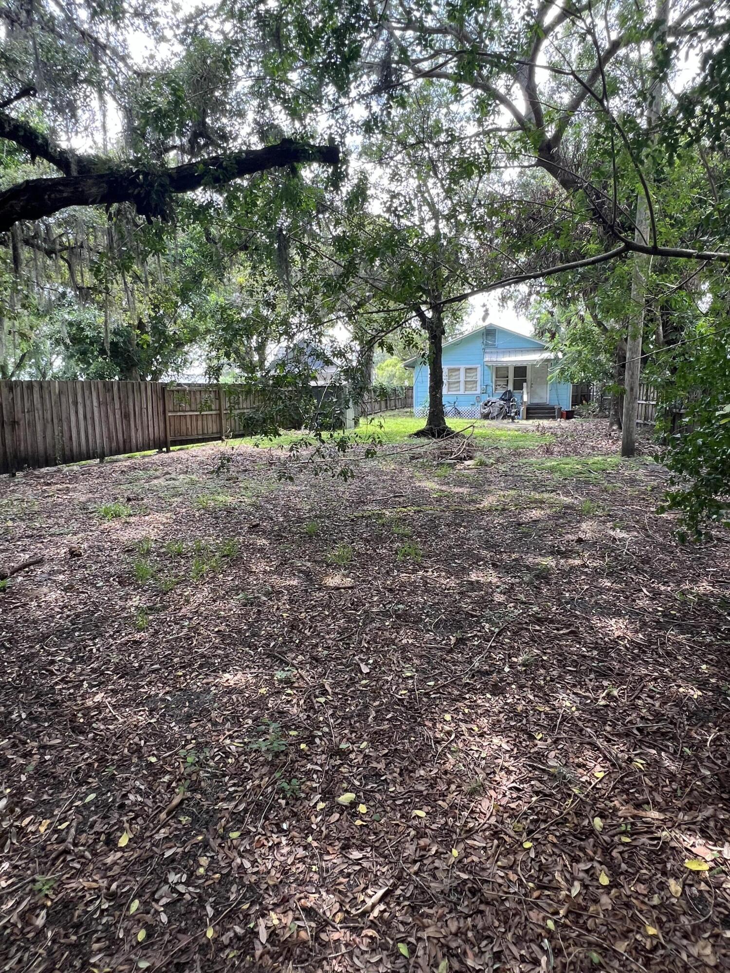 main property photo 39