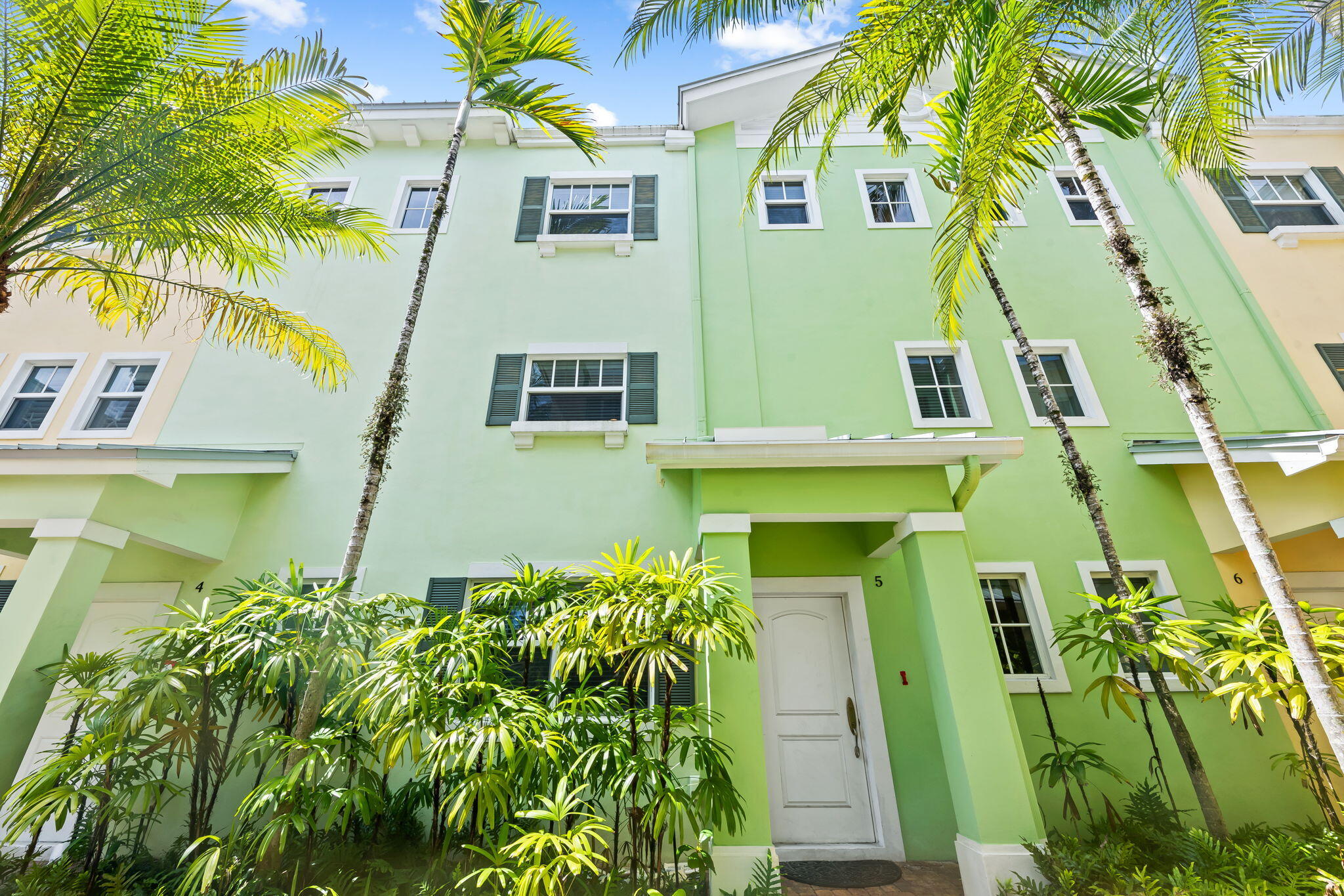 main property photo 25