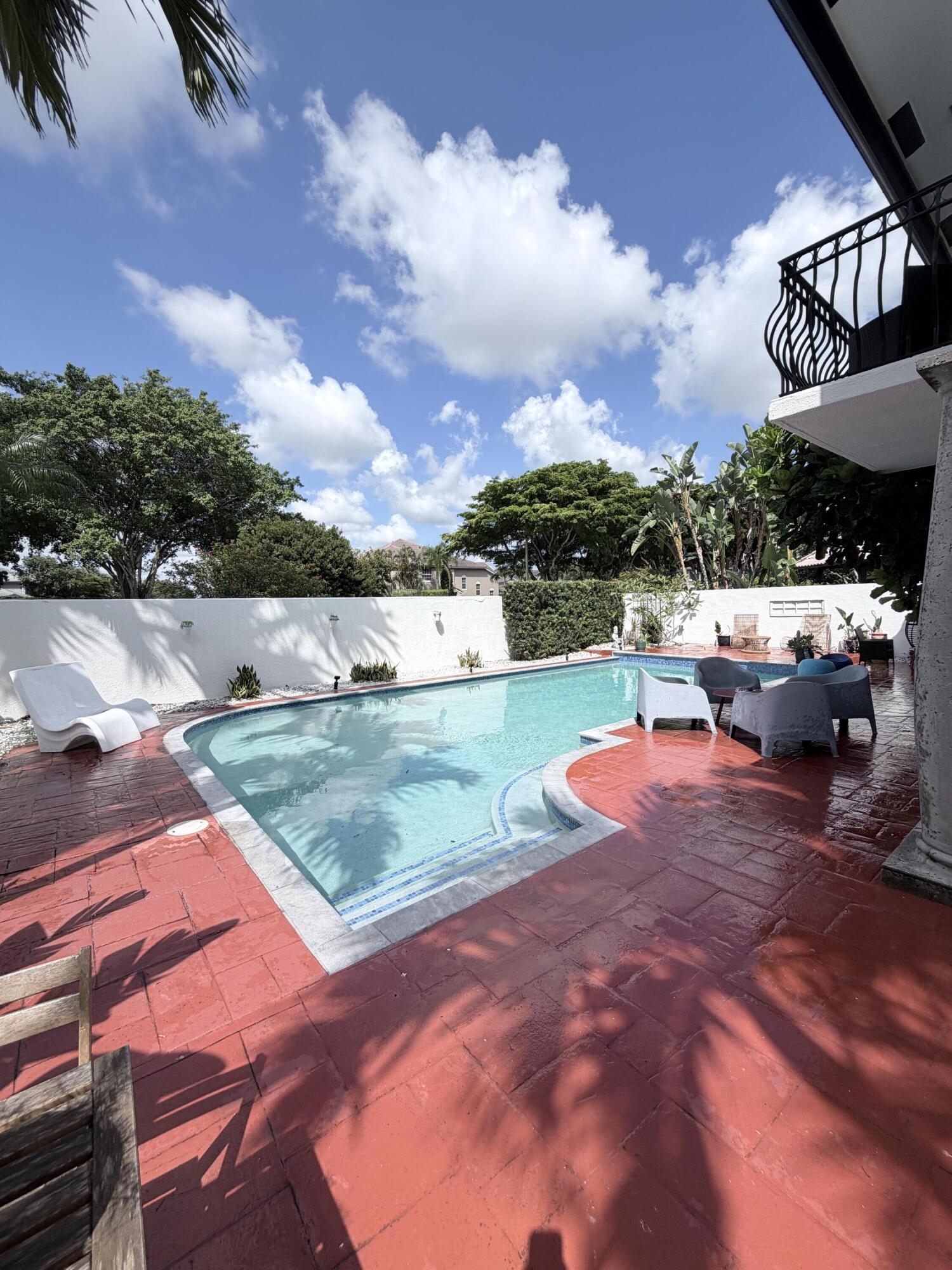 main property photo 136