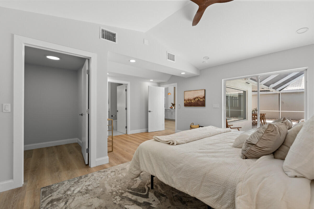 property viewer photo 36