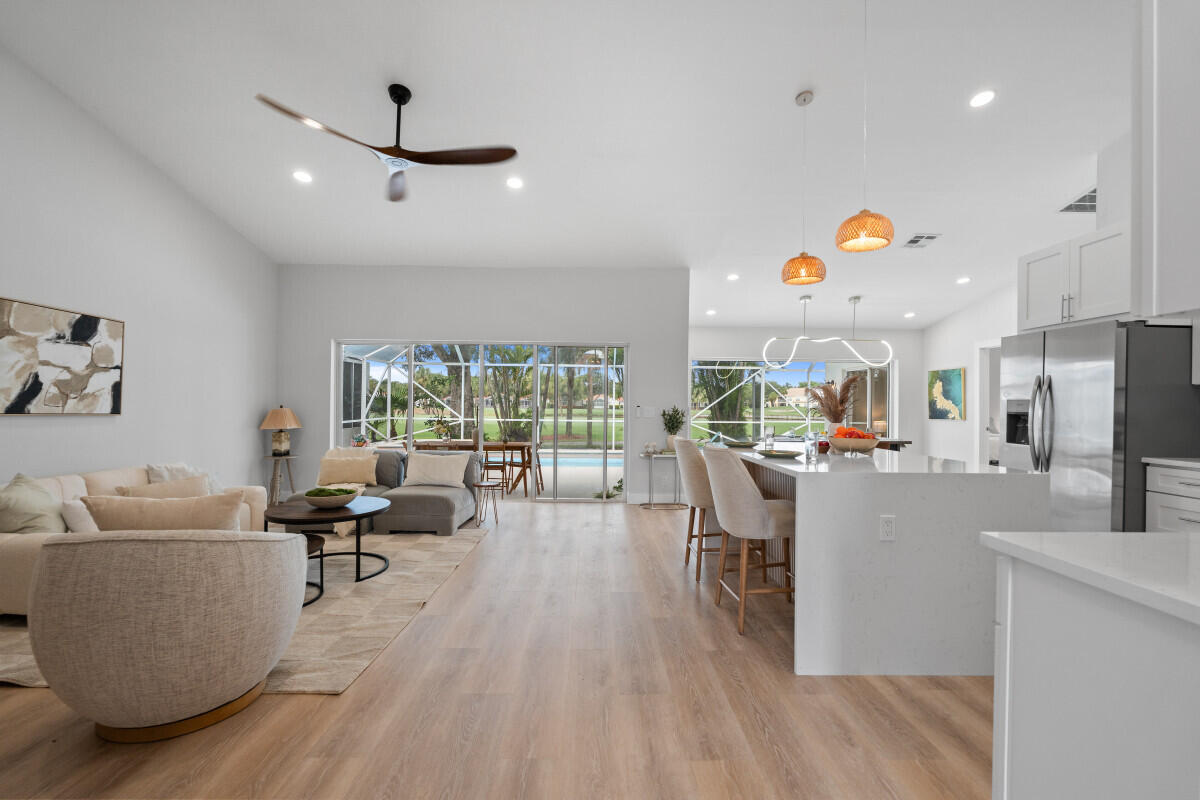 property viewer photo 5