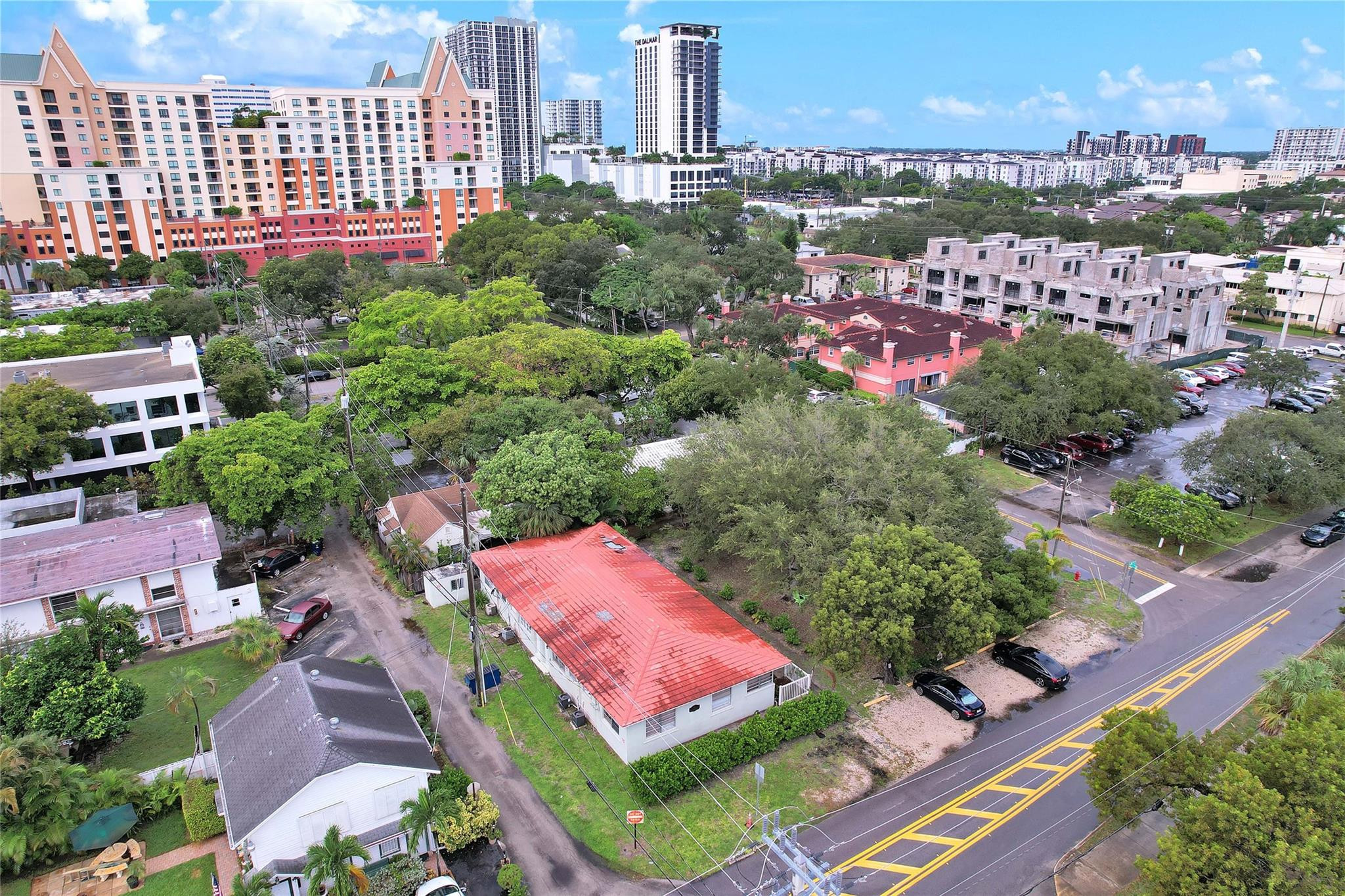 main property photo 10