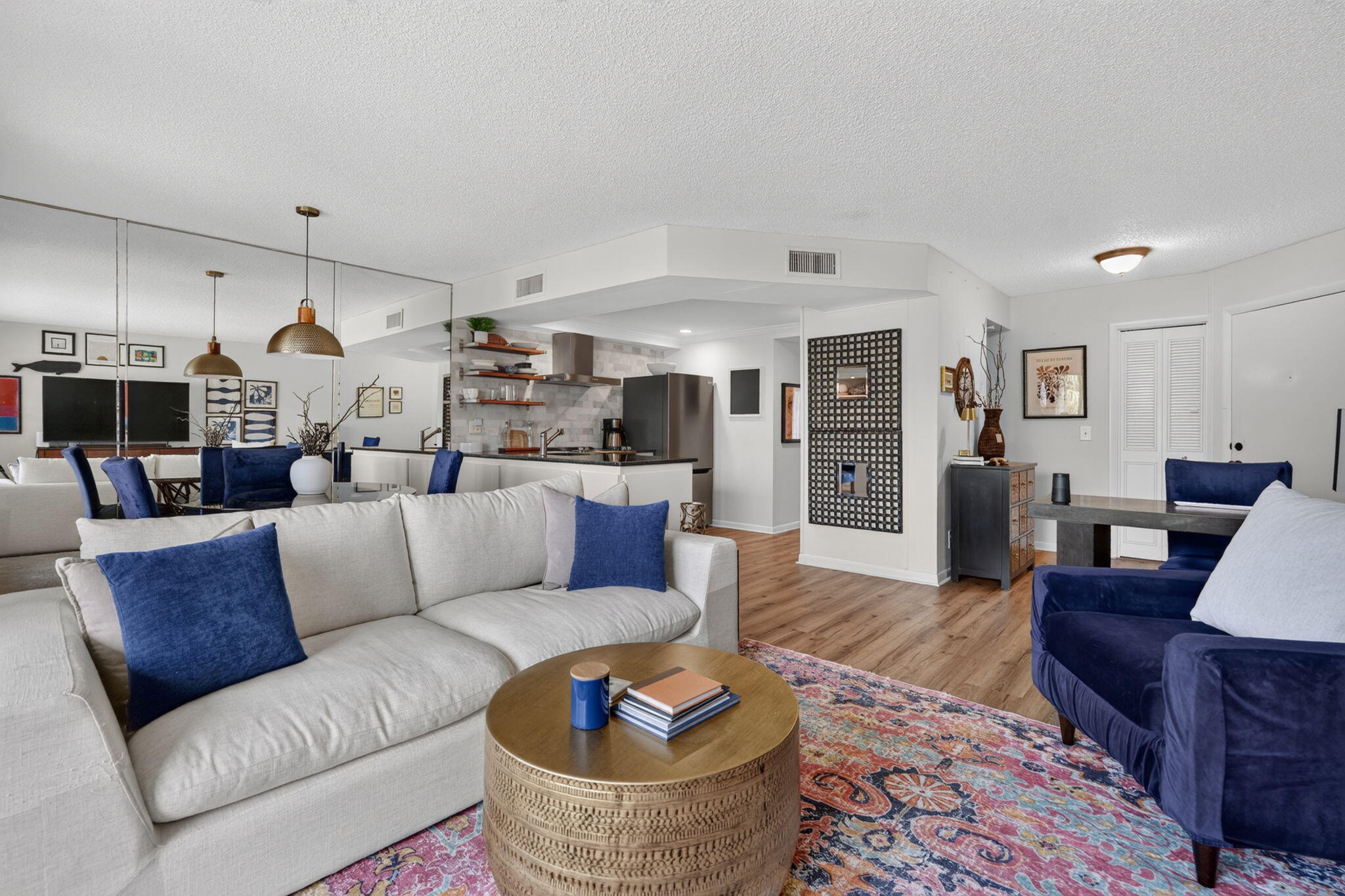 property viewer photo 8