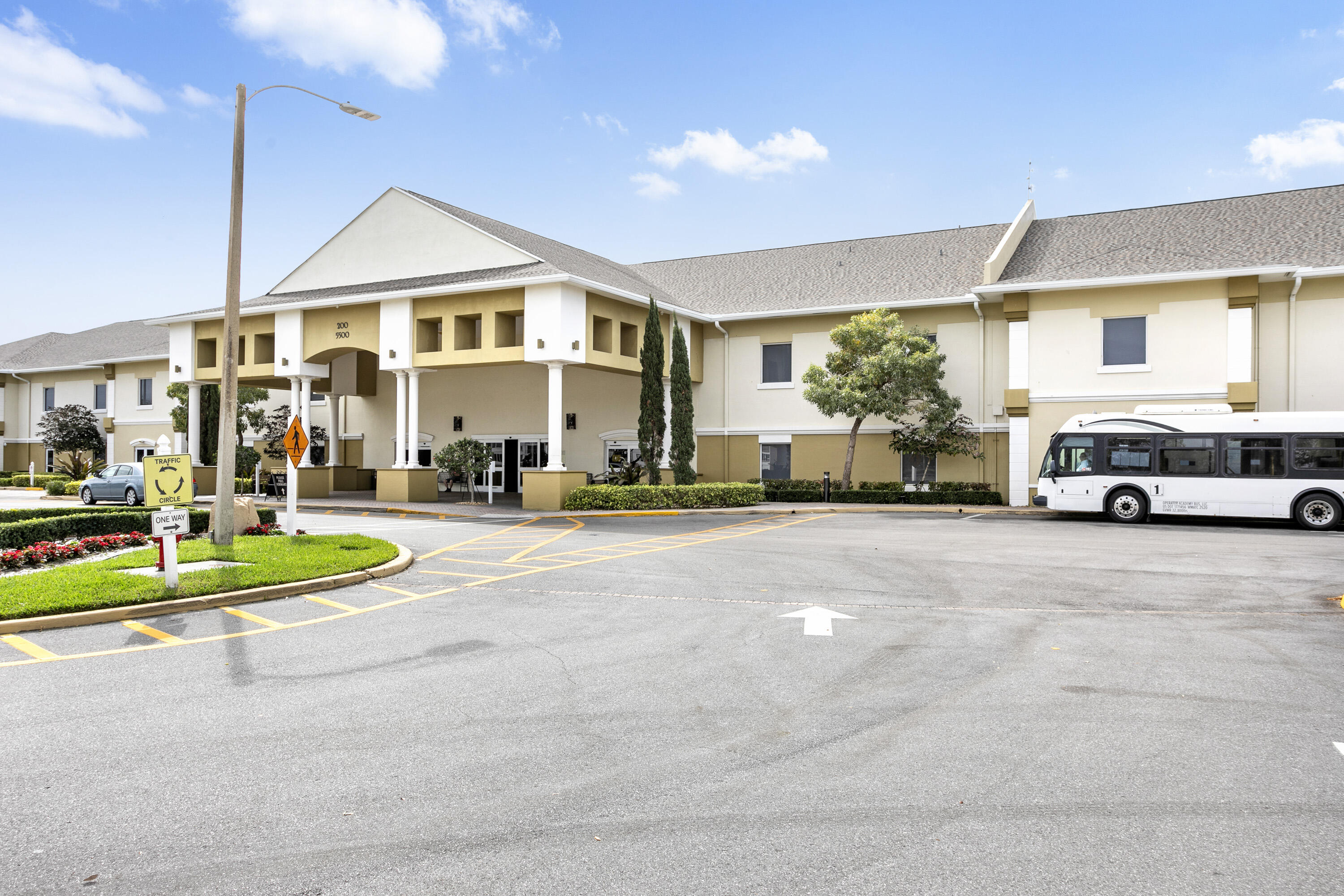 main property photo 41