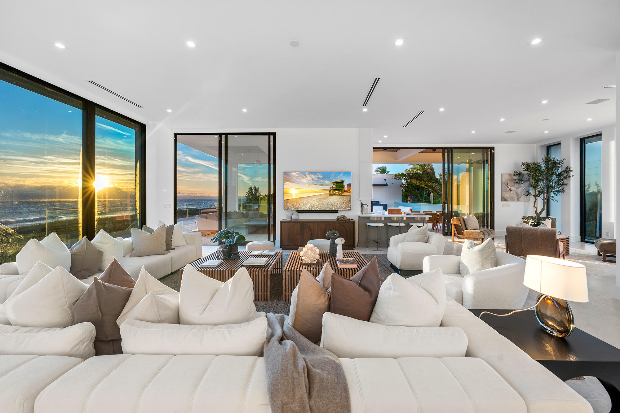 main property photo 60