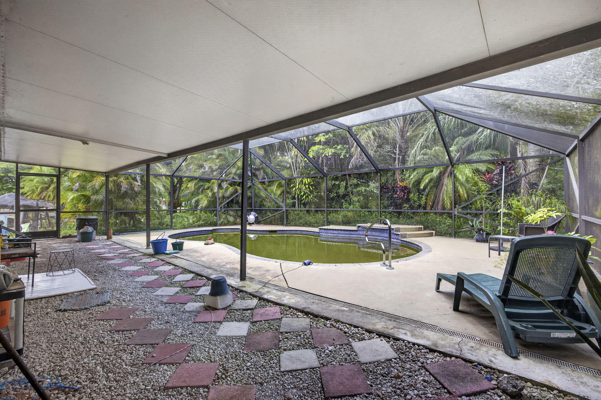 main property photo 45