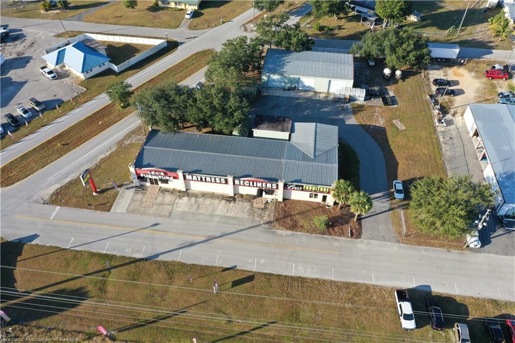 main property photo 14